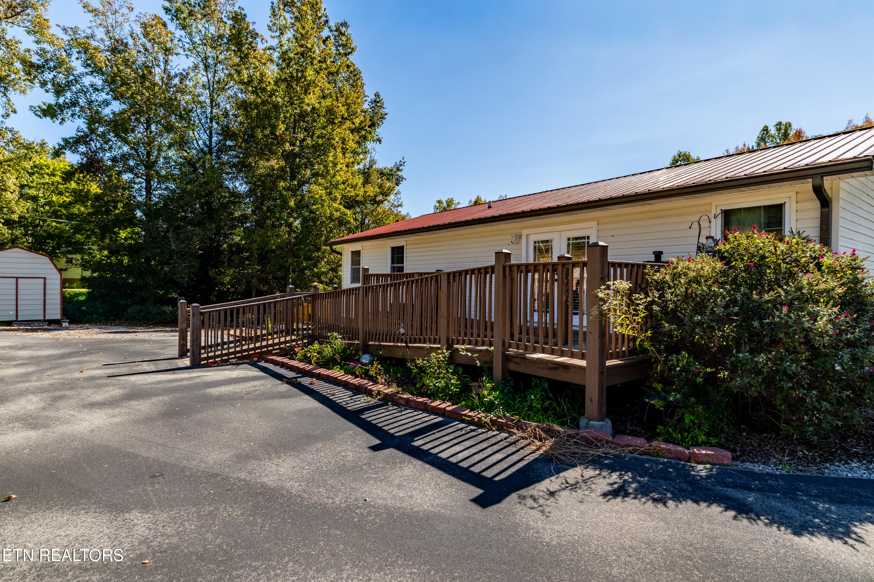 168 Batley Loop Road Clinton TN 37716