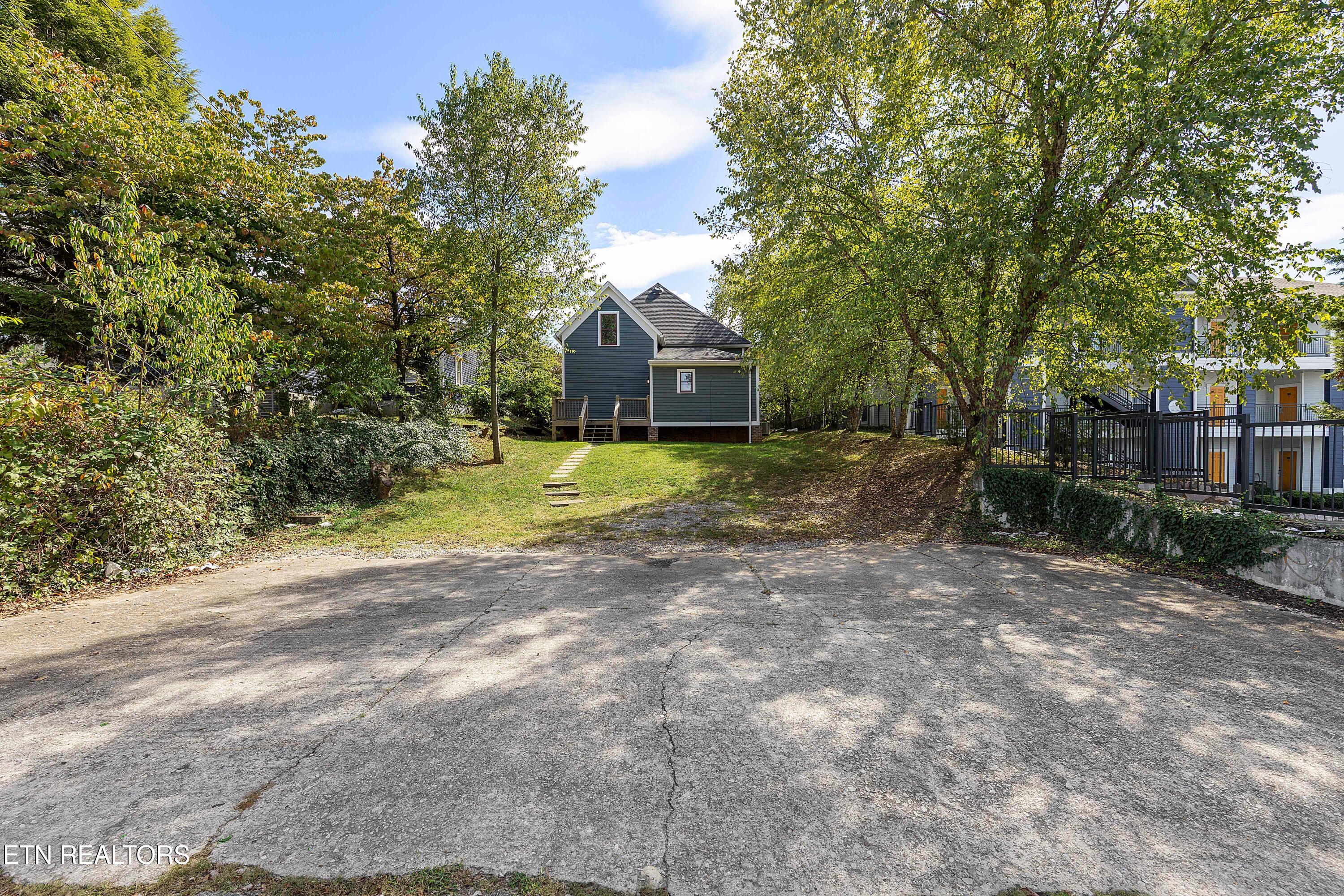 1815 Highland Avenue Knoxville TN 37916
