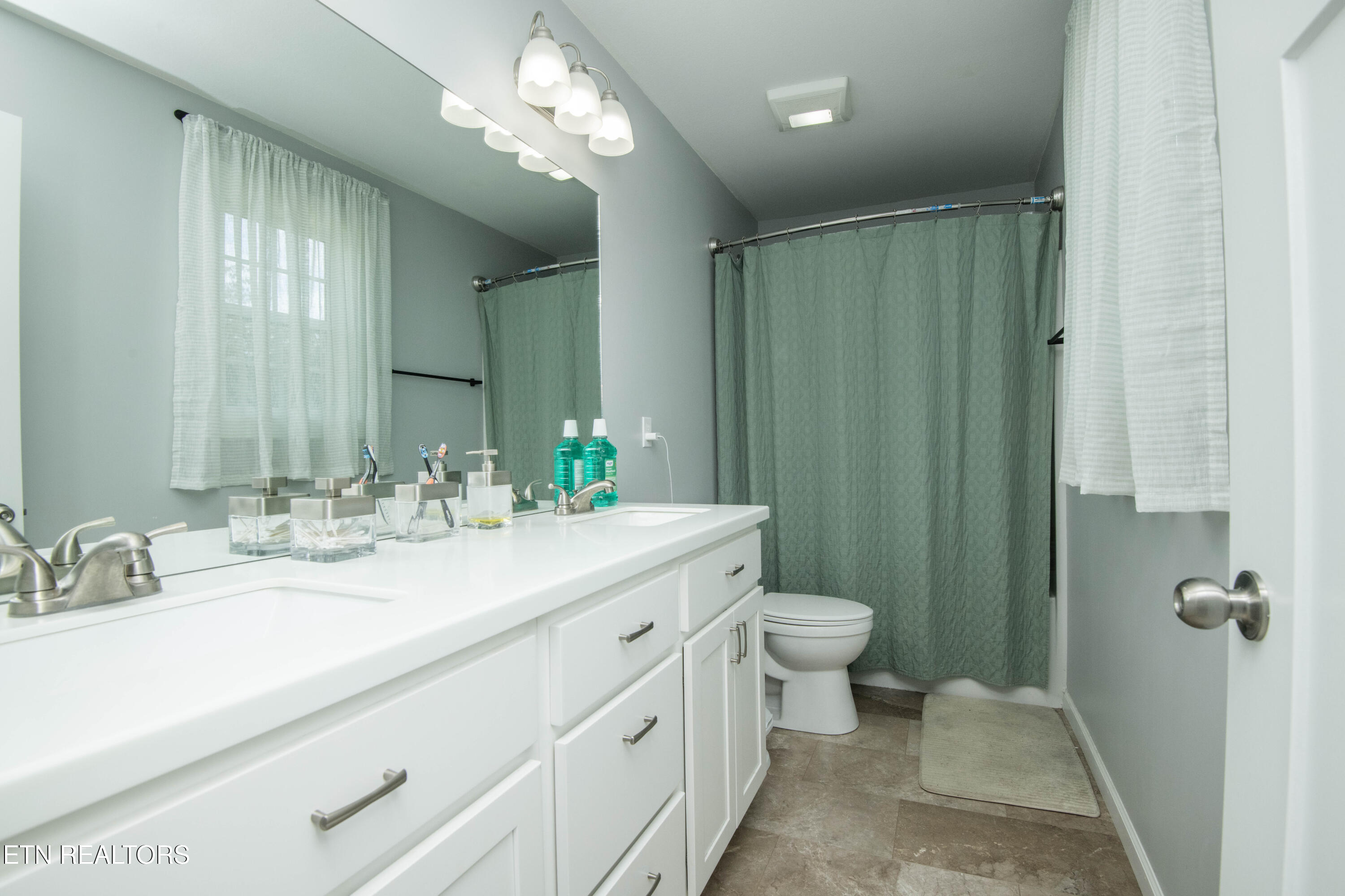 613 Glendale Avenue Clinton TN 37716
