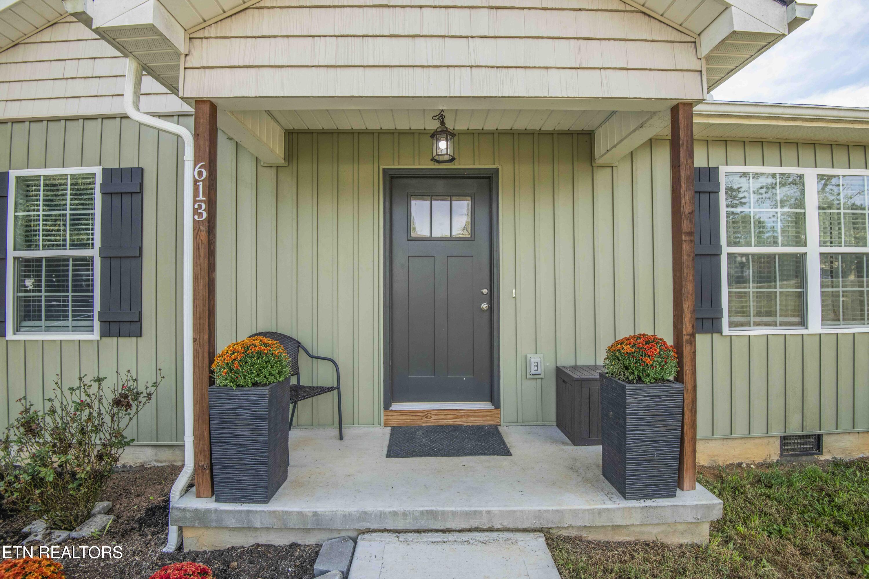 613 Glendale Avenue Clinton TN 37716