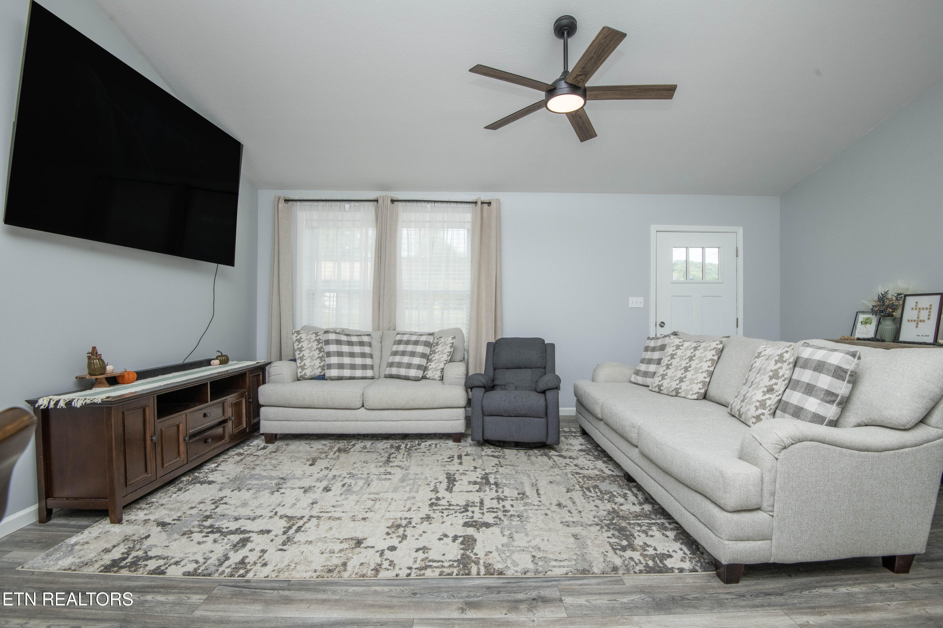 613 Glendale Avenue Clinton TN 37716