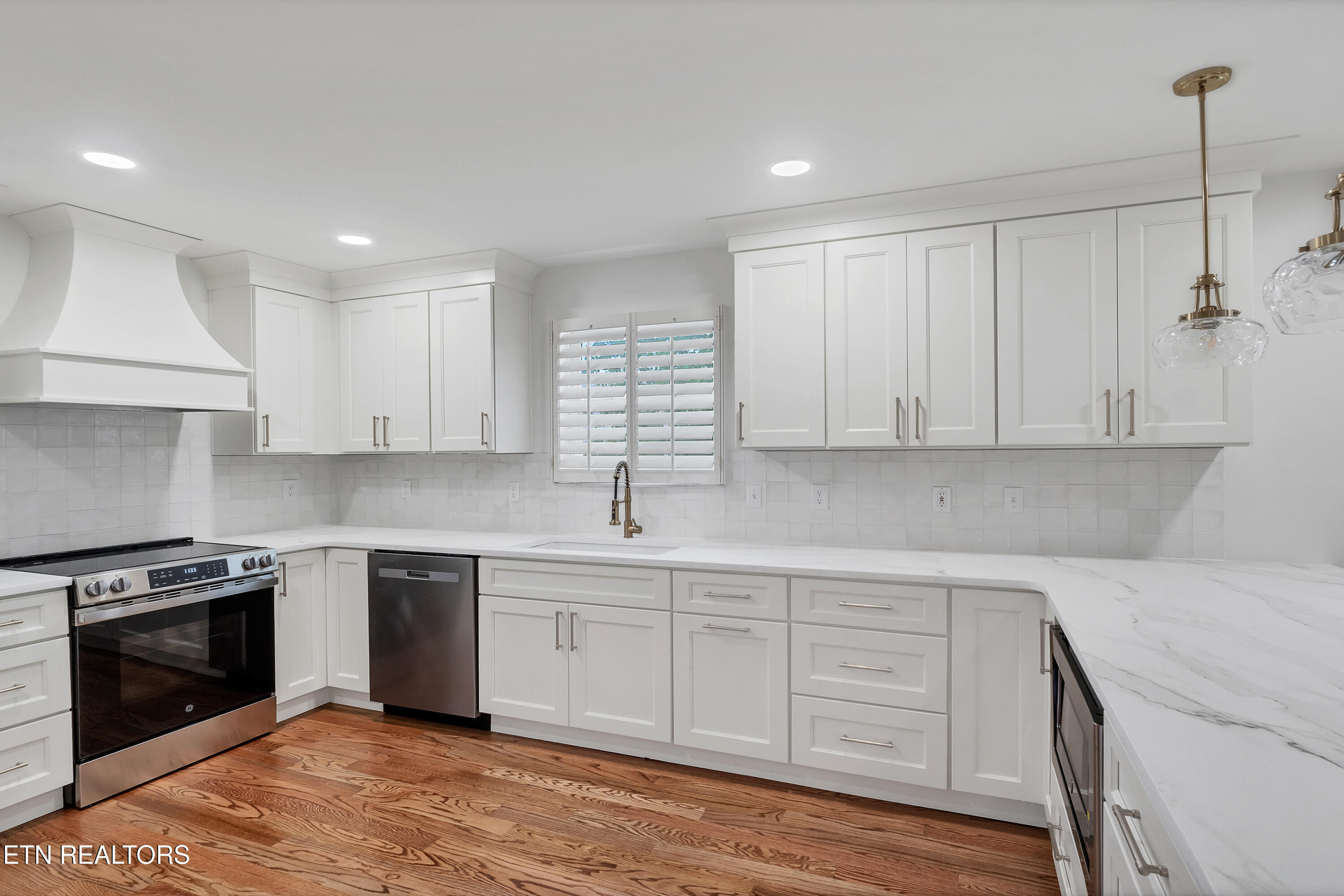 1012 Sandy Court Maryville TN 37803