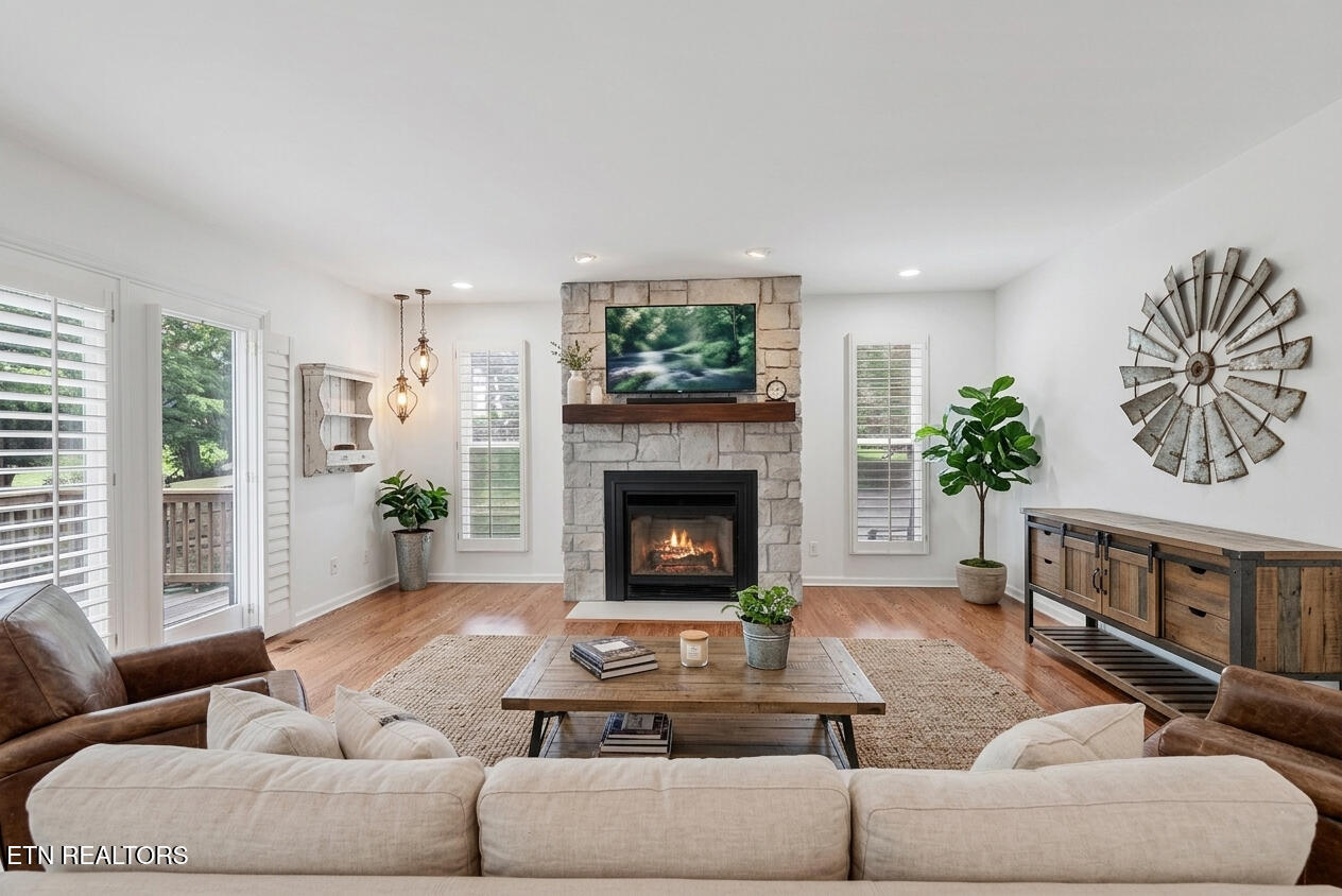 1012 Sandy Court Maryville TN 37803