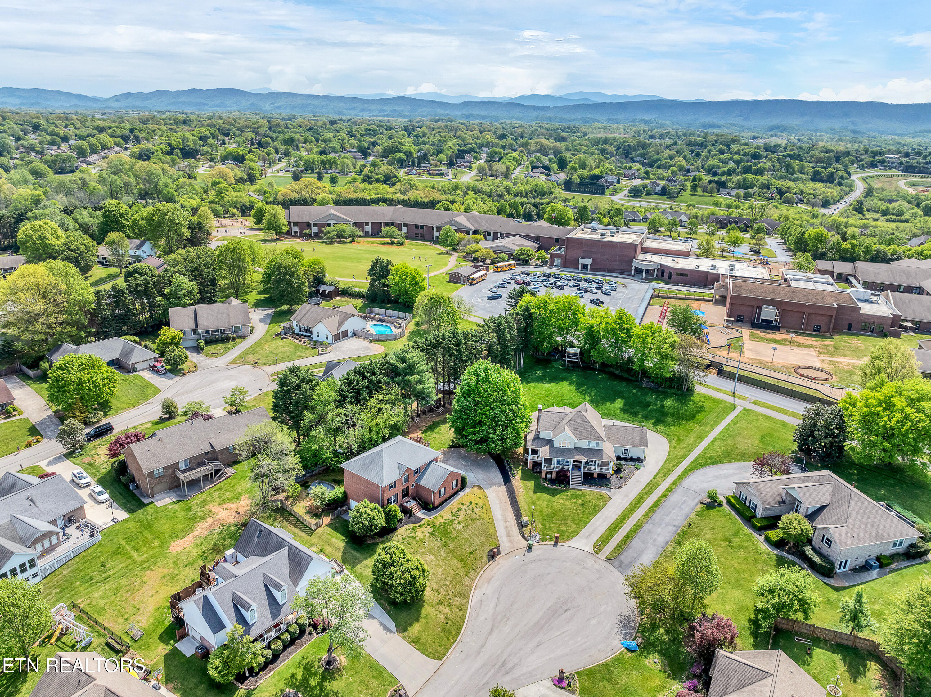 1012 Sandy Court Maryville TN 37803