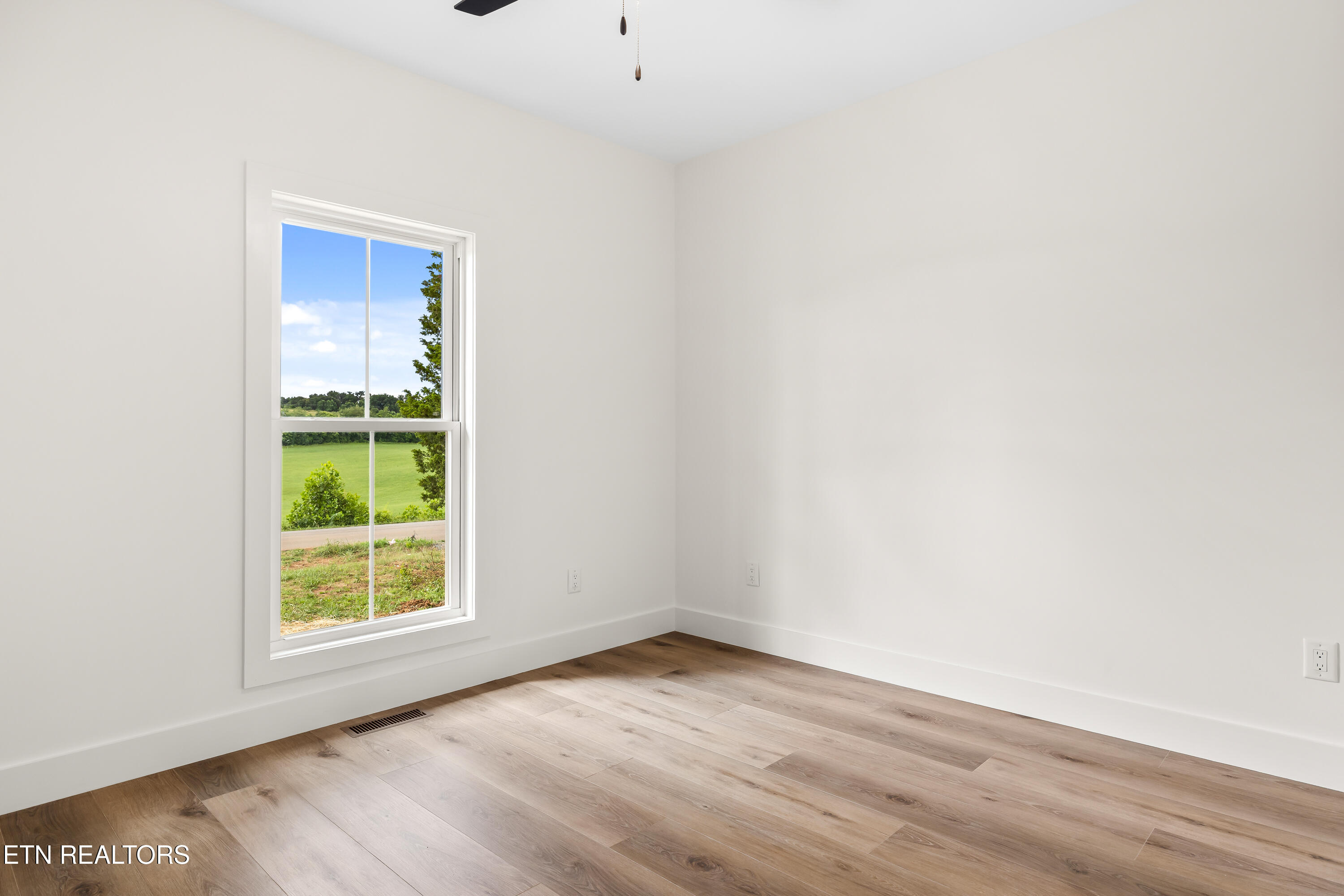 351 Meadow Road Greenback TN 37742