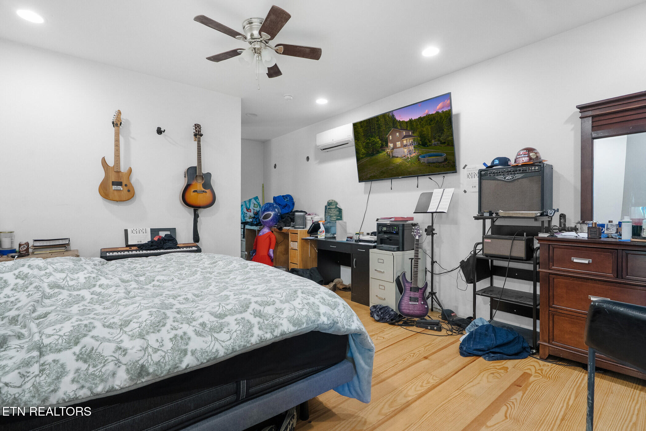4018 Jones Cove Road Sevierville TN 37876