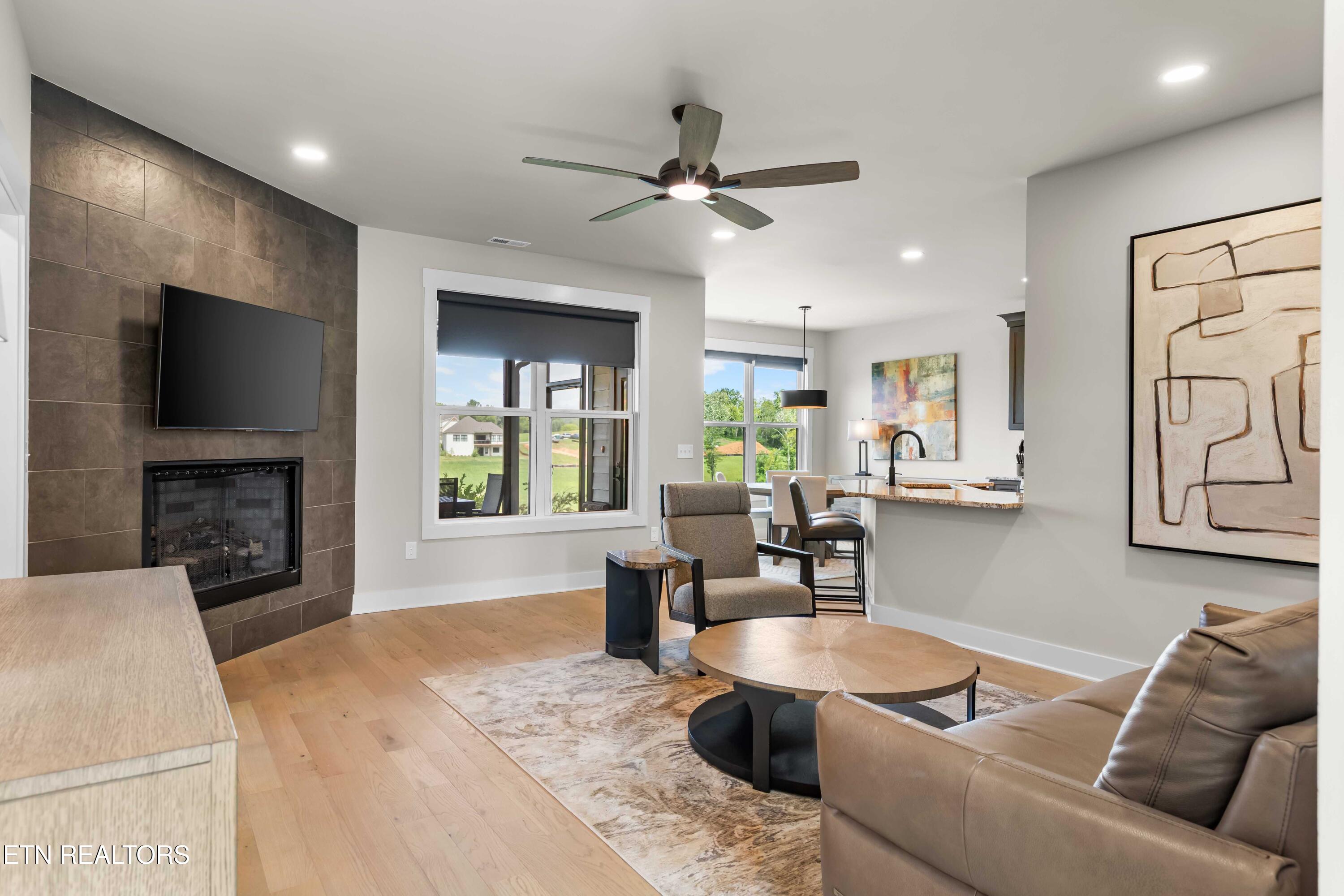179 Island Circle Loudon TN 37774
