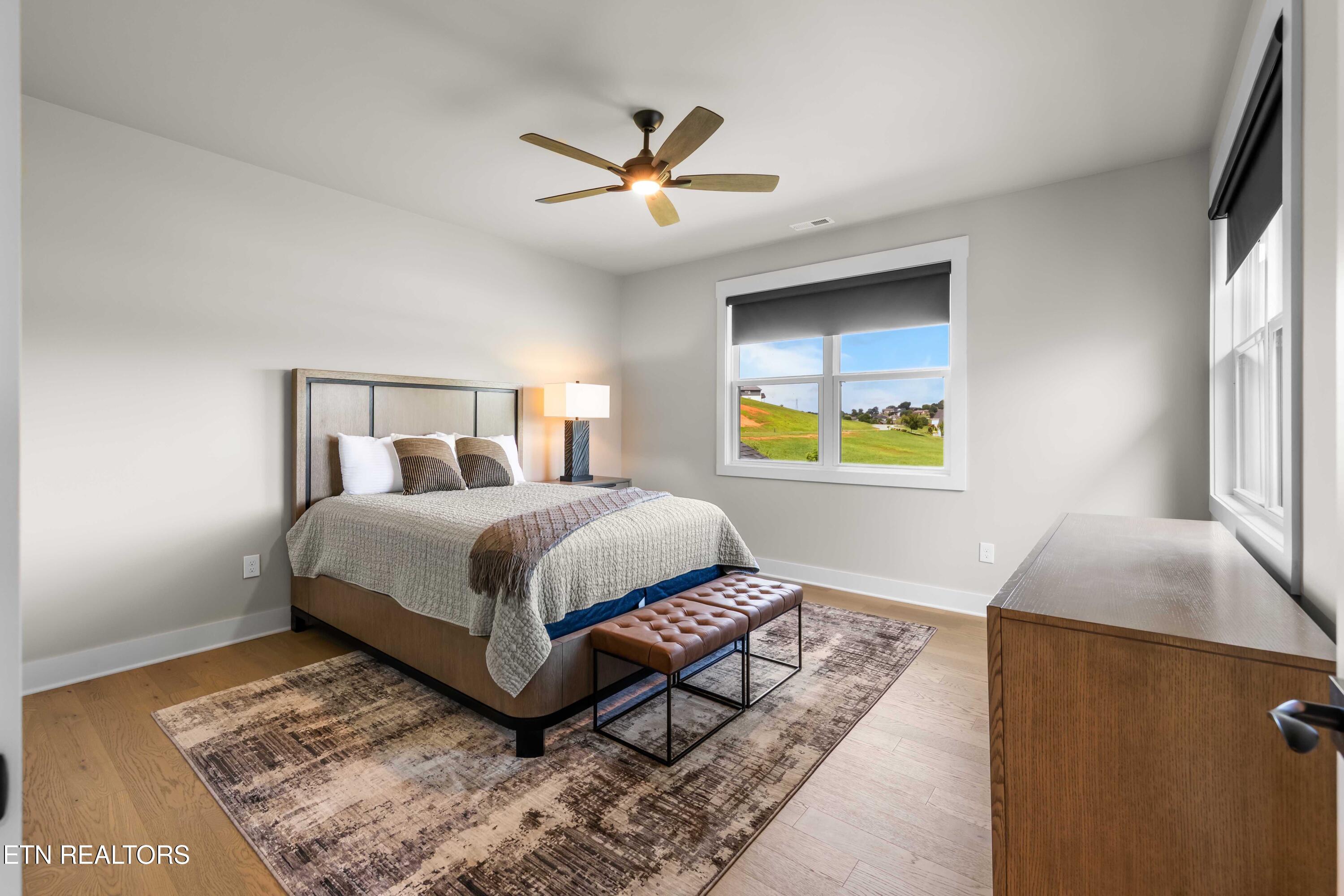 179 Island Circle Loudon TN 37774