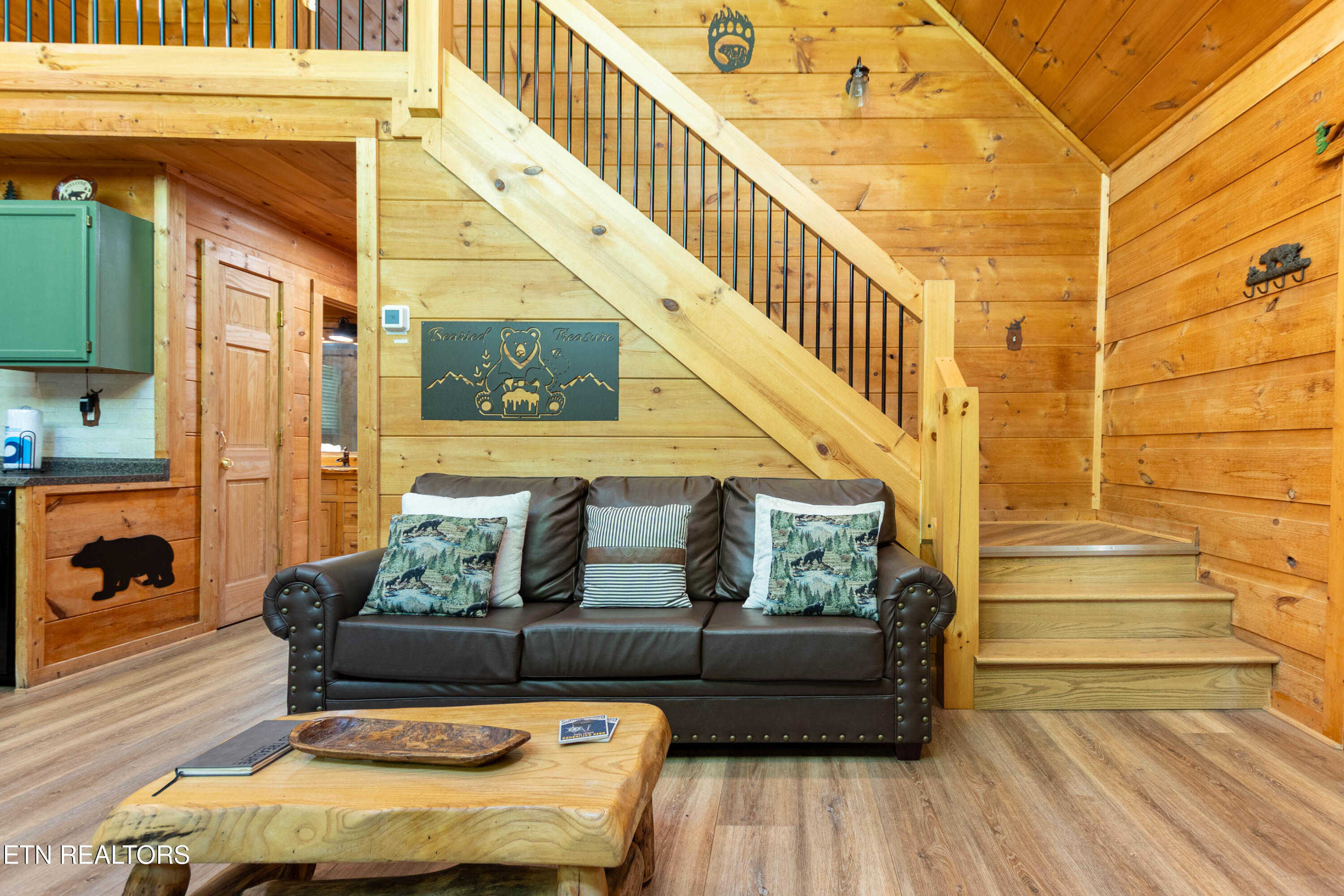1031 Elm Circle Sevierville TN 37876