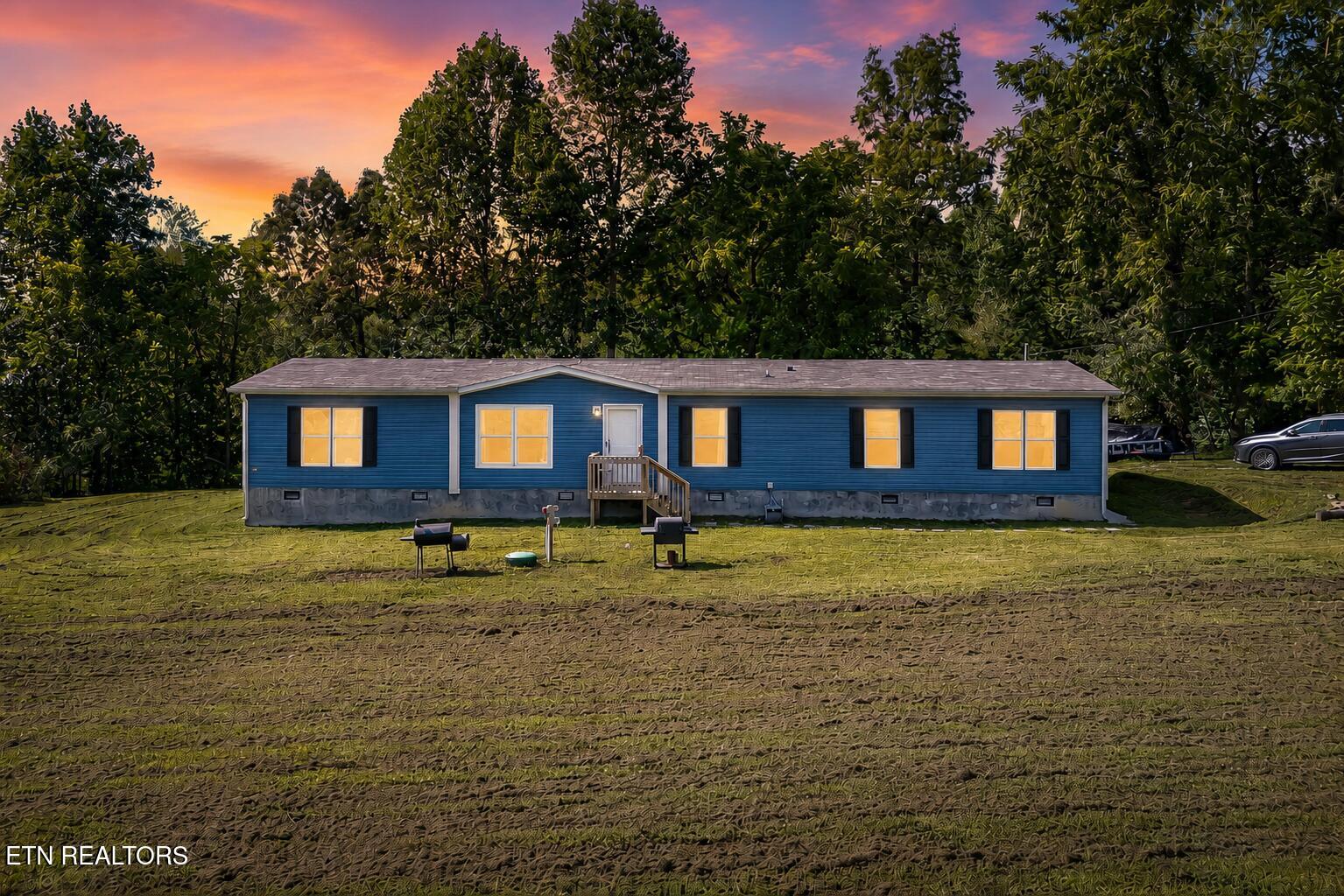 246 Nydeck Road Robbins TN 37852