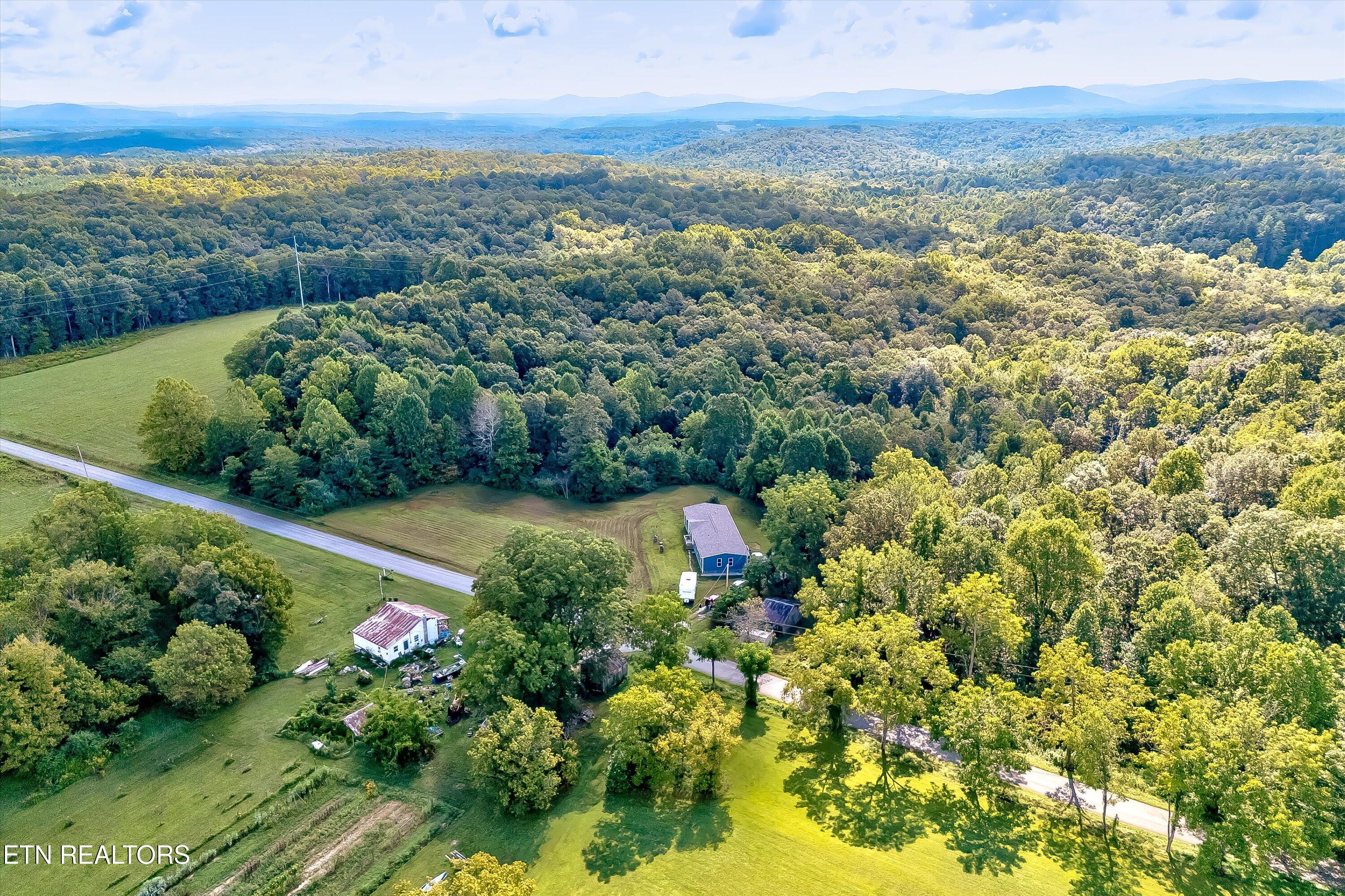 246 Nydeck Road Robbins TN 37852