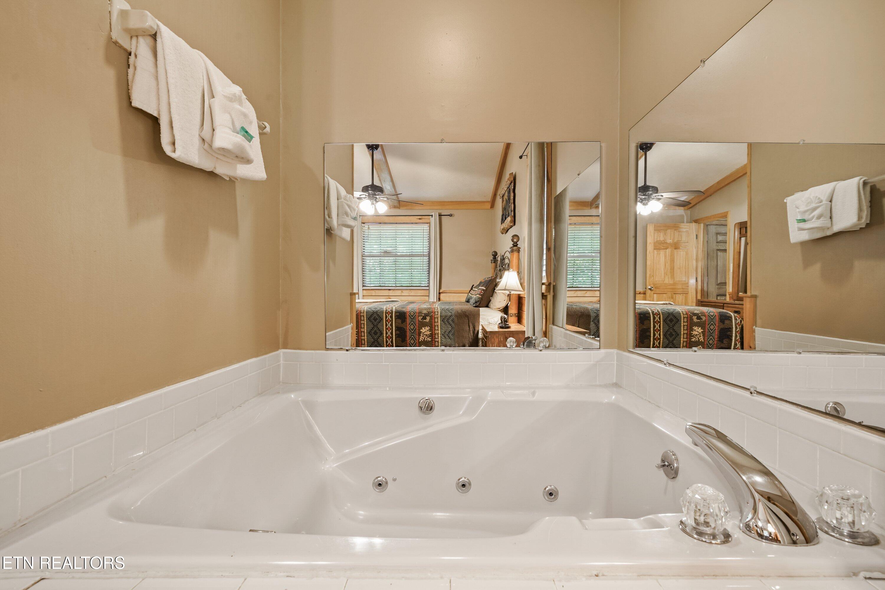 615 Iron Mountain Road Pigeon Forge TN 37863