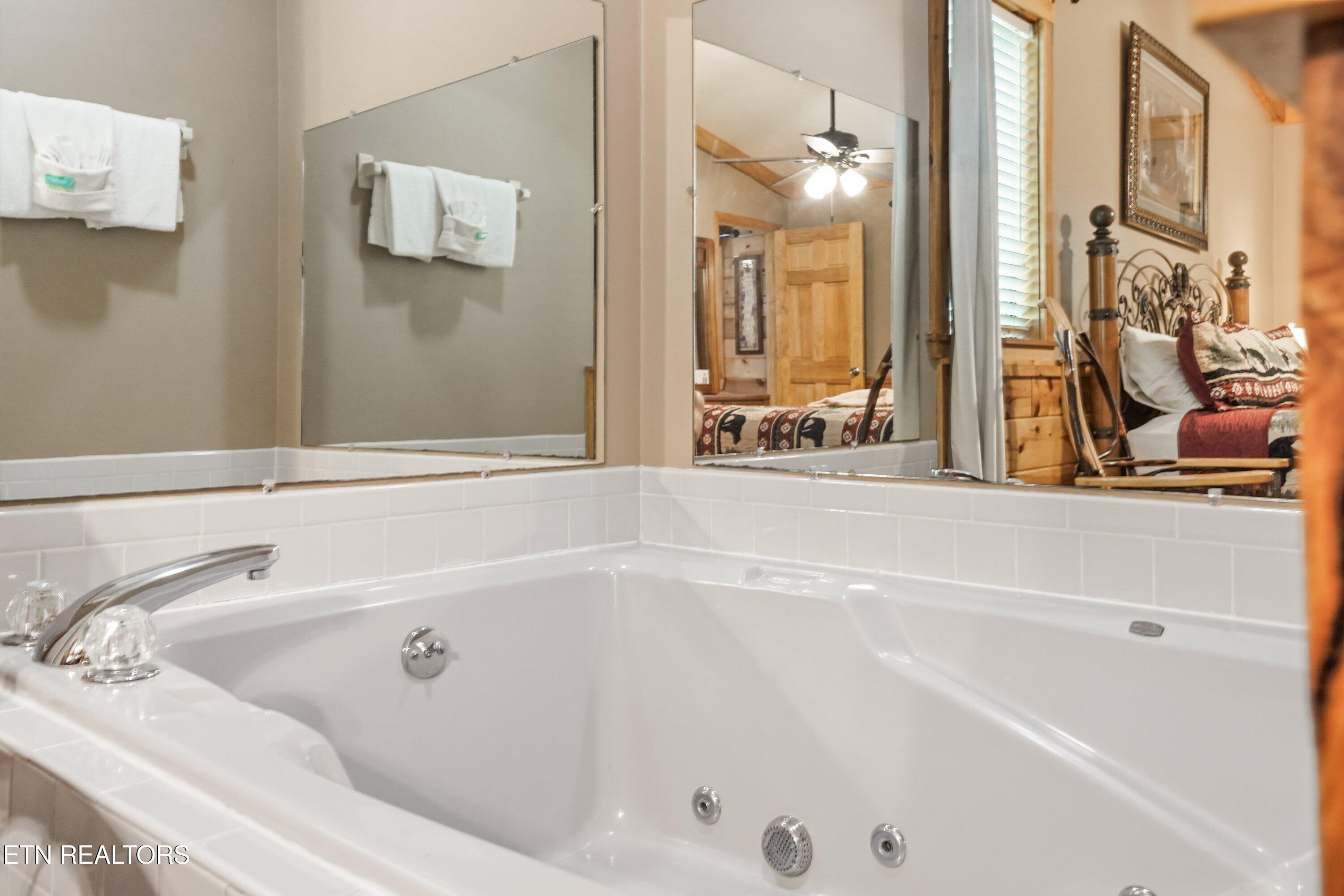 615 Iron Mountain Road Pigeon Forge TN 37863