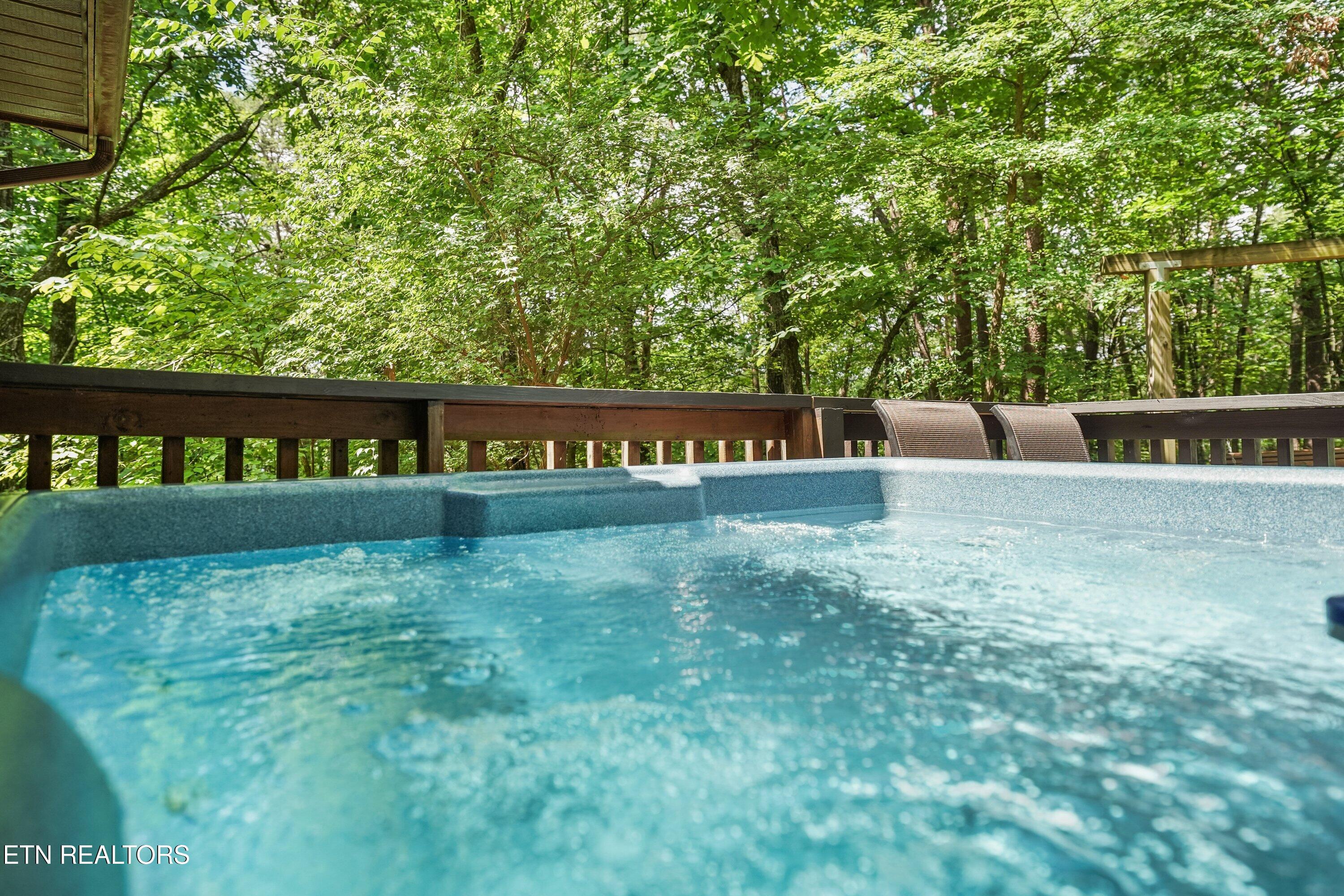 615 Iron Mountain Road Pigeon Forge TN 37863