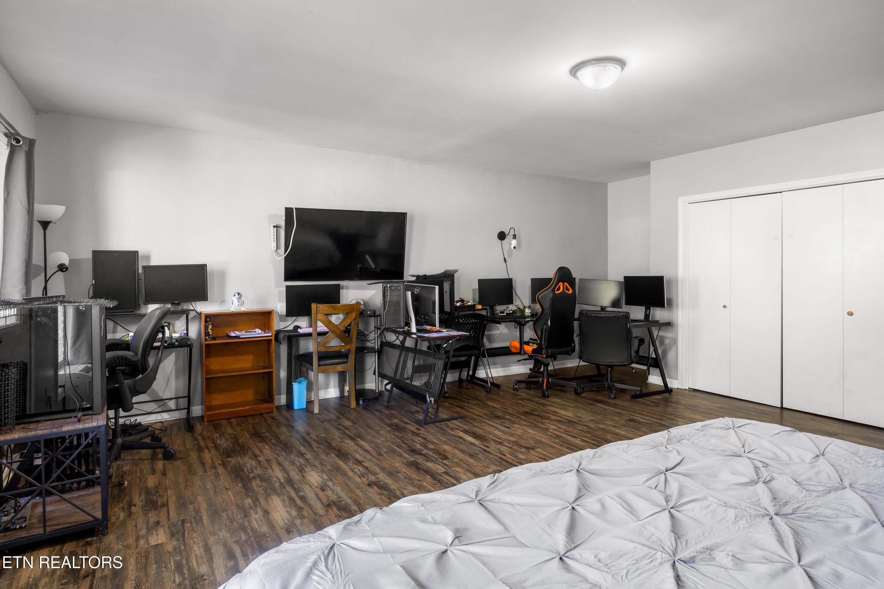 657 Robertsville Road Oak Ridge TN 37830