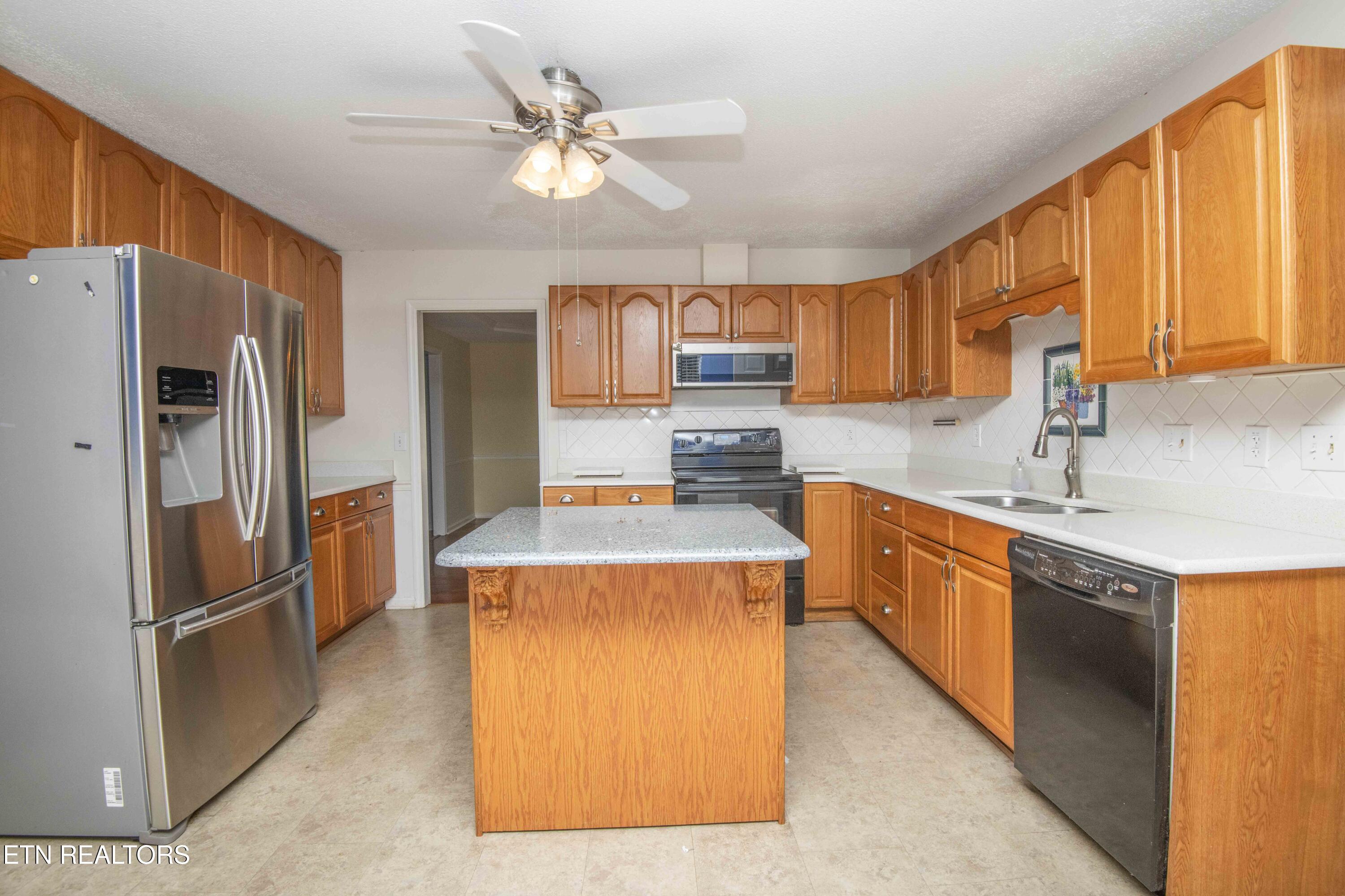 902 Ruffian Lane Knoxville TN 37923