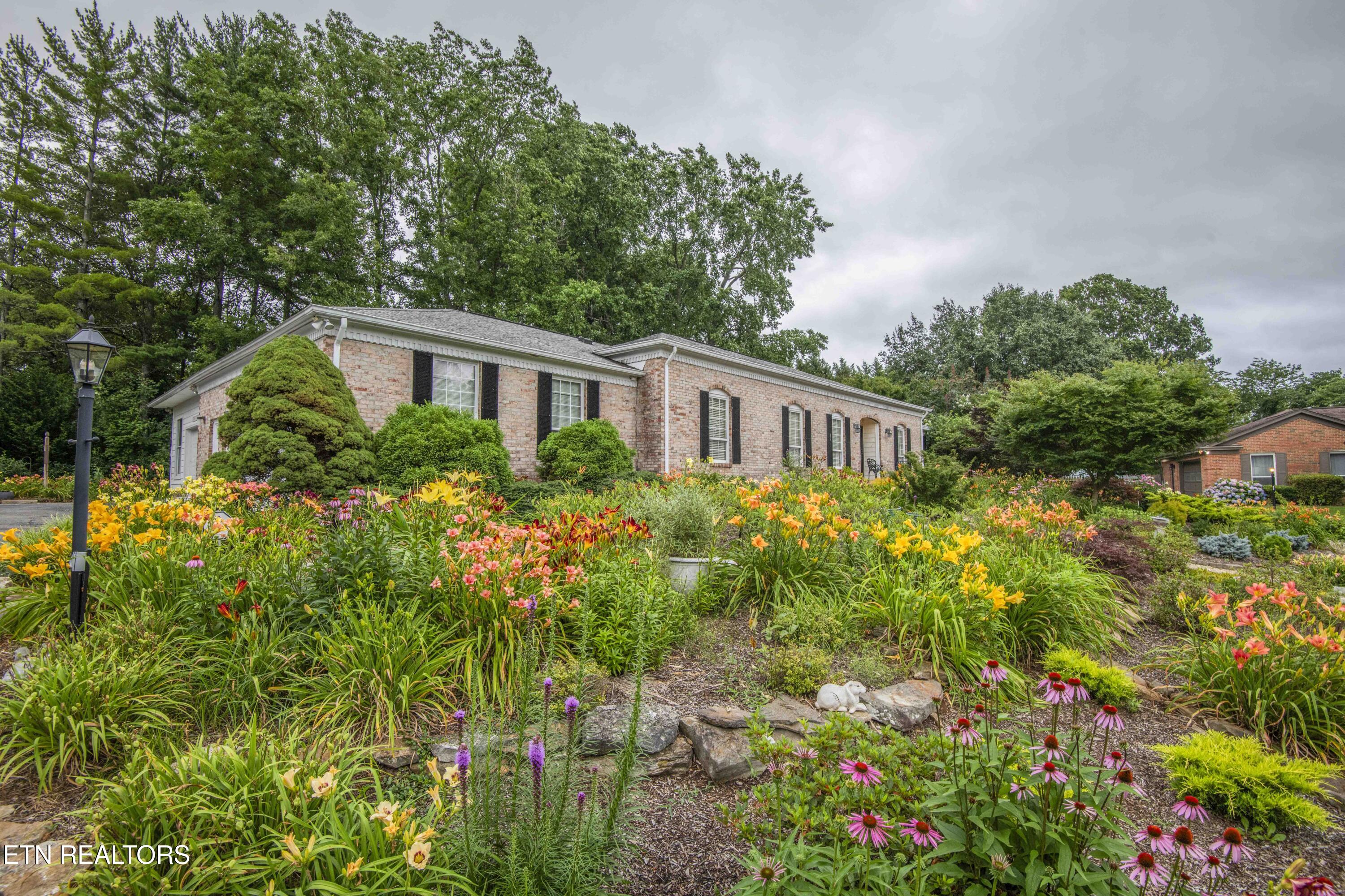 902 Ruffian Lane Knoxville TN 37923