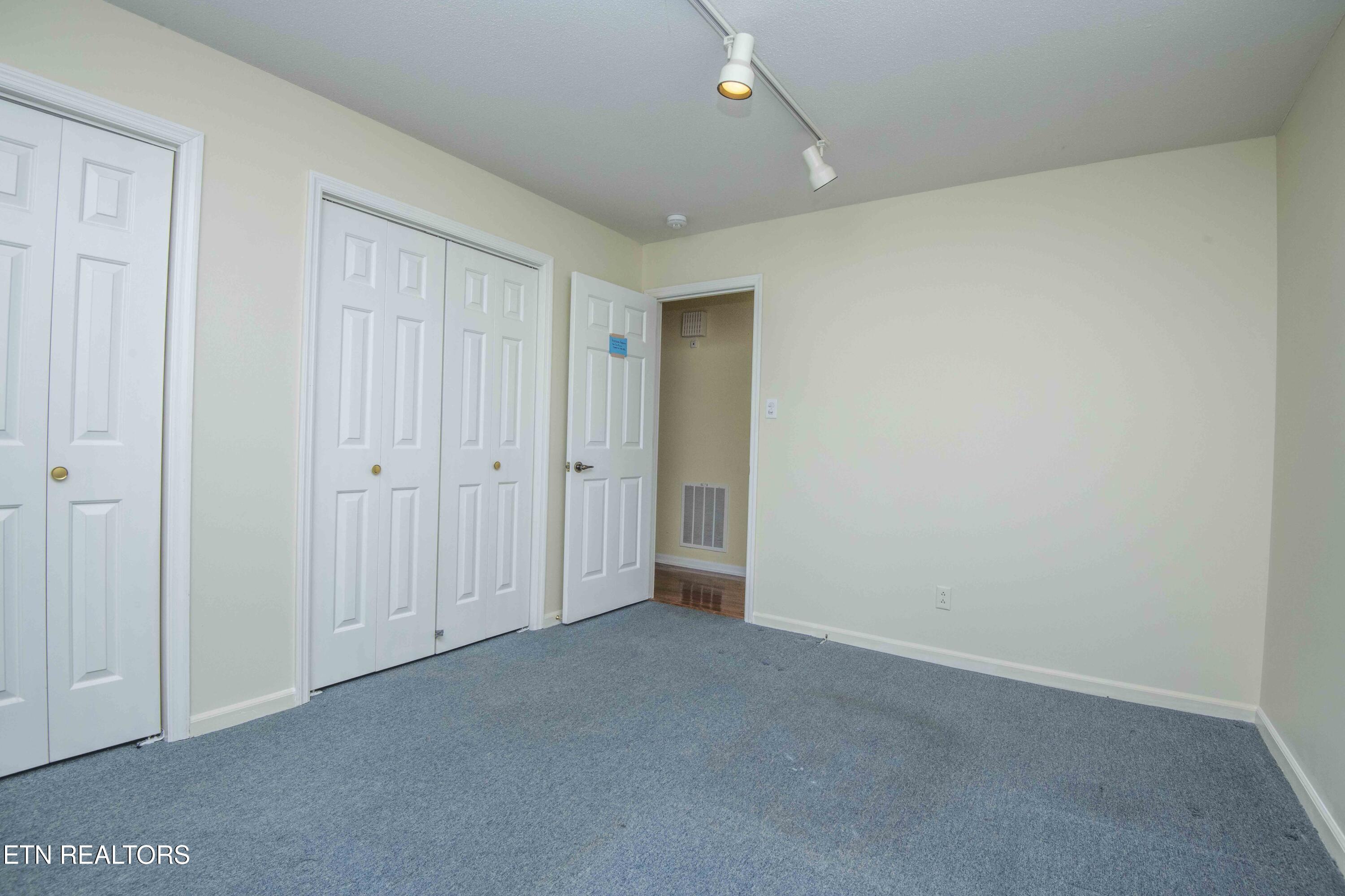 902 Ruffian Lane Knoxville TN 37923