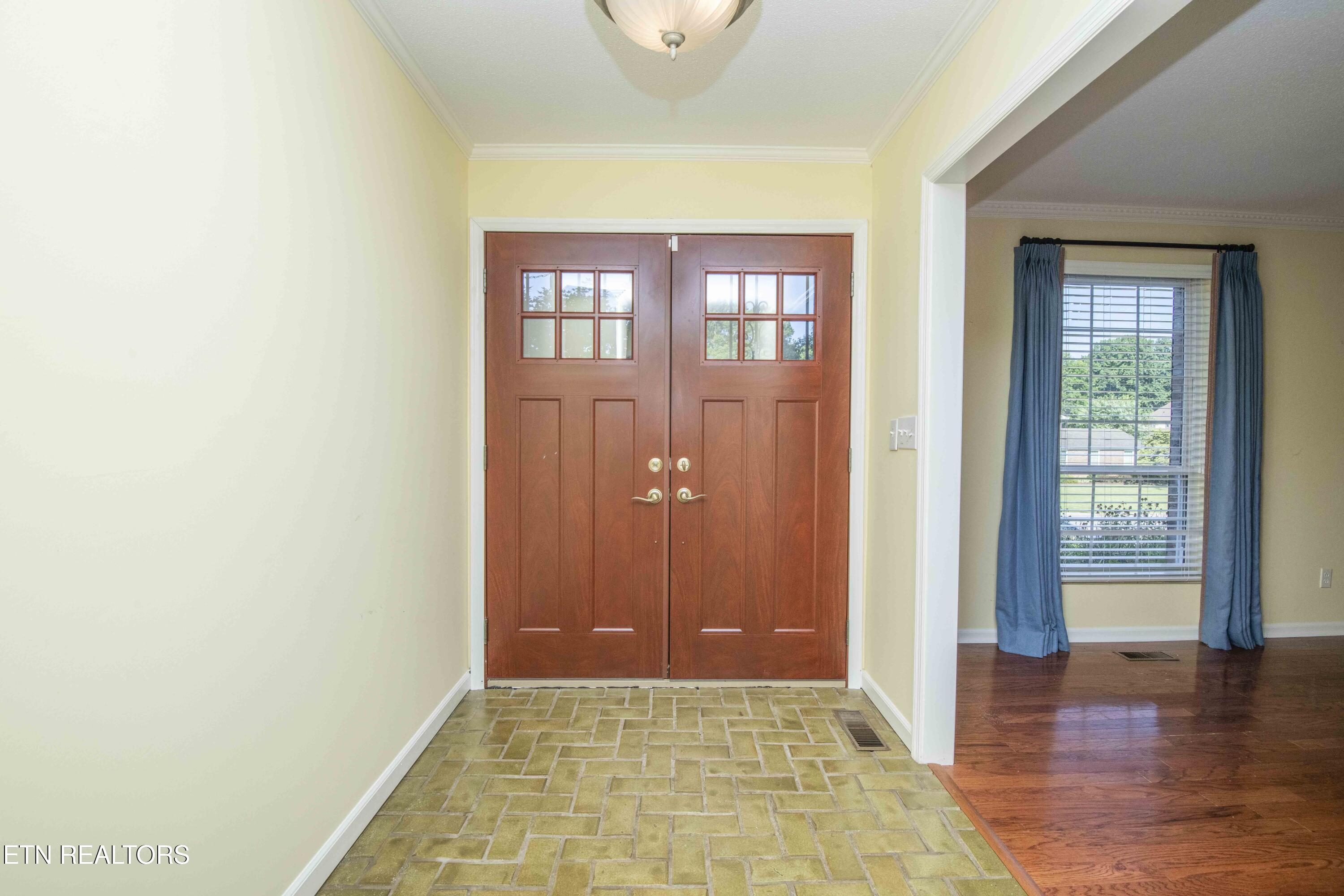 902 Ruffian Lane Knoxville TN 37923