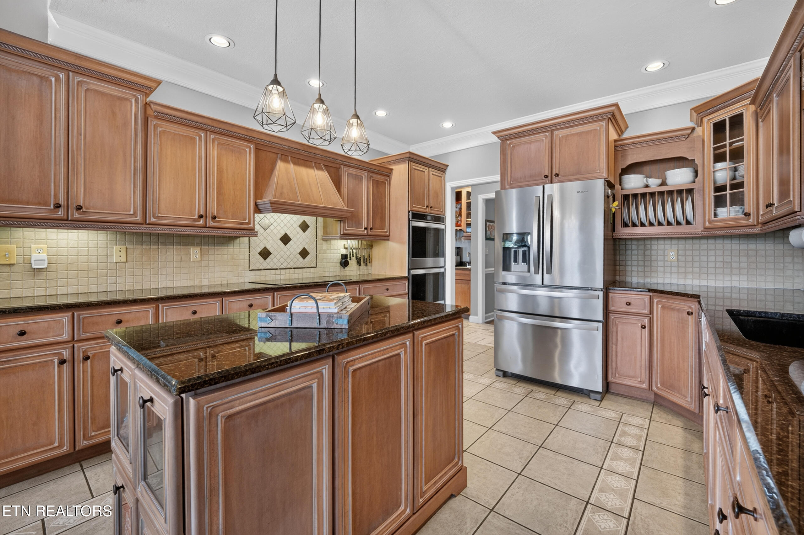 1652 Saint Ives Boulevard Alcoa TN 37701