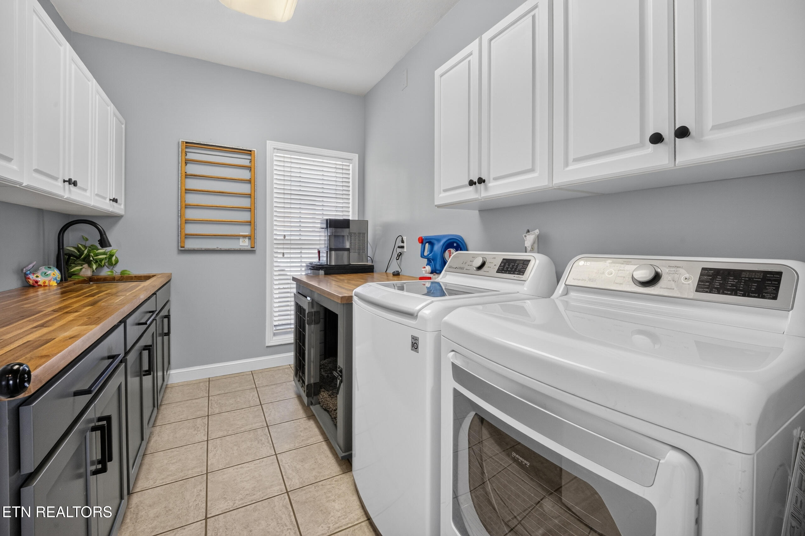 1652 Saint Ives Boulevard Alcoa TN 37701
