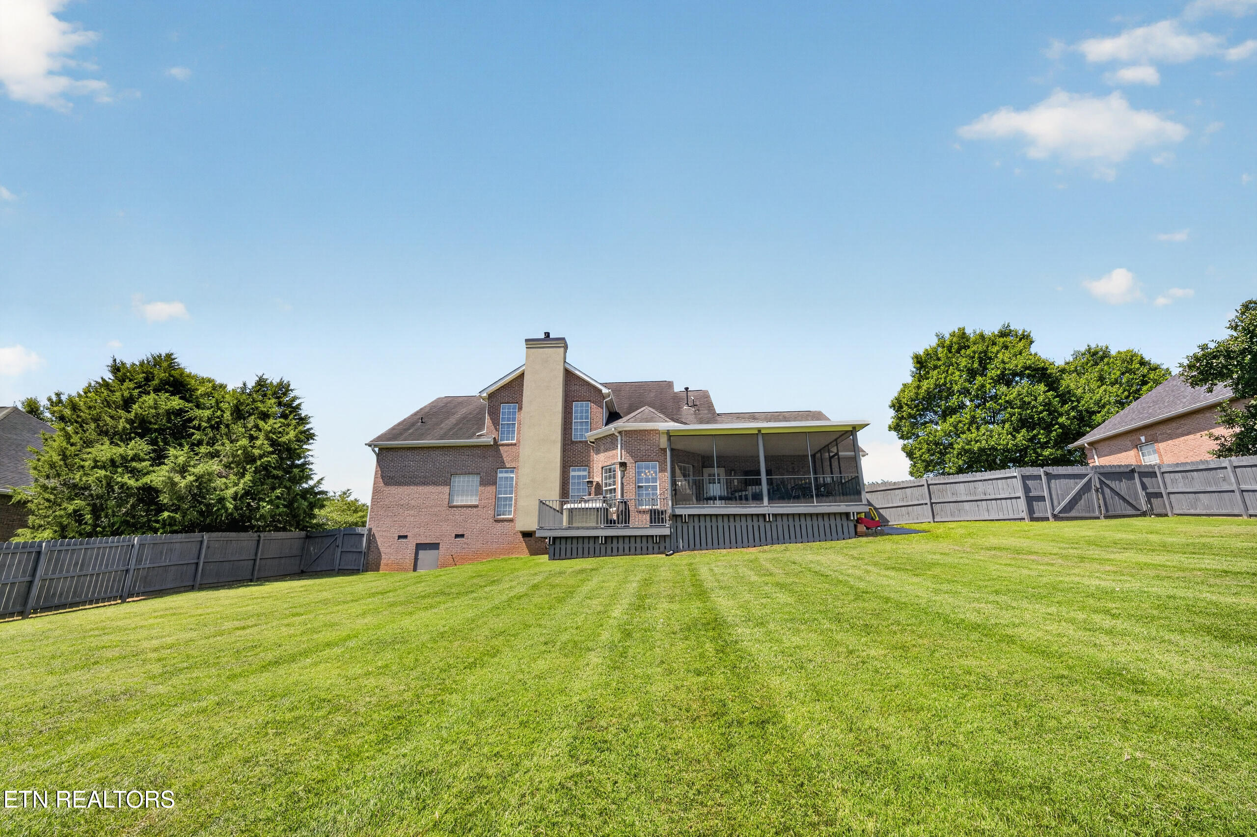 1652 Saint Ives Boulevard Alcoa TN 37701