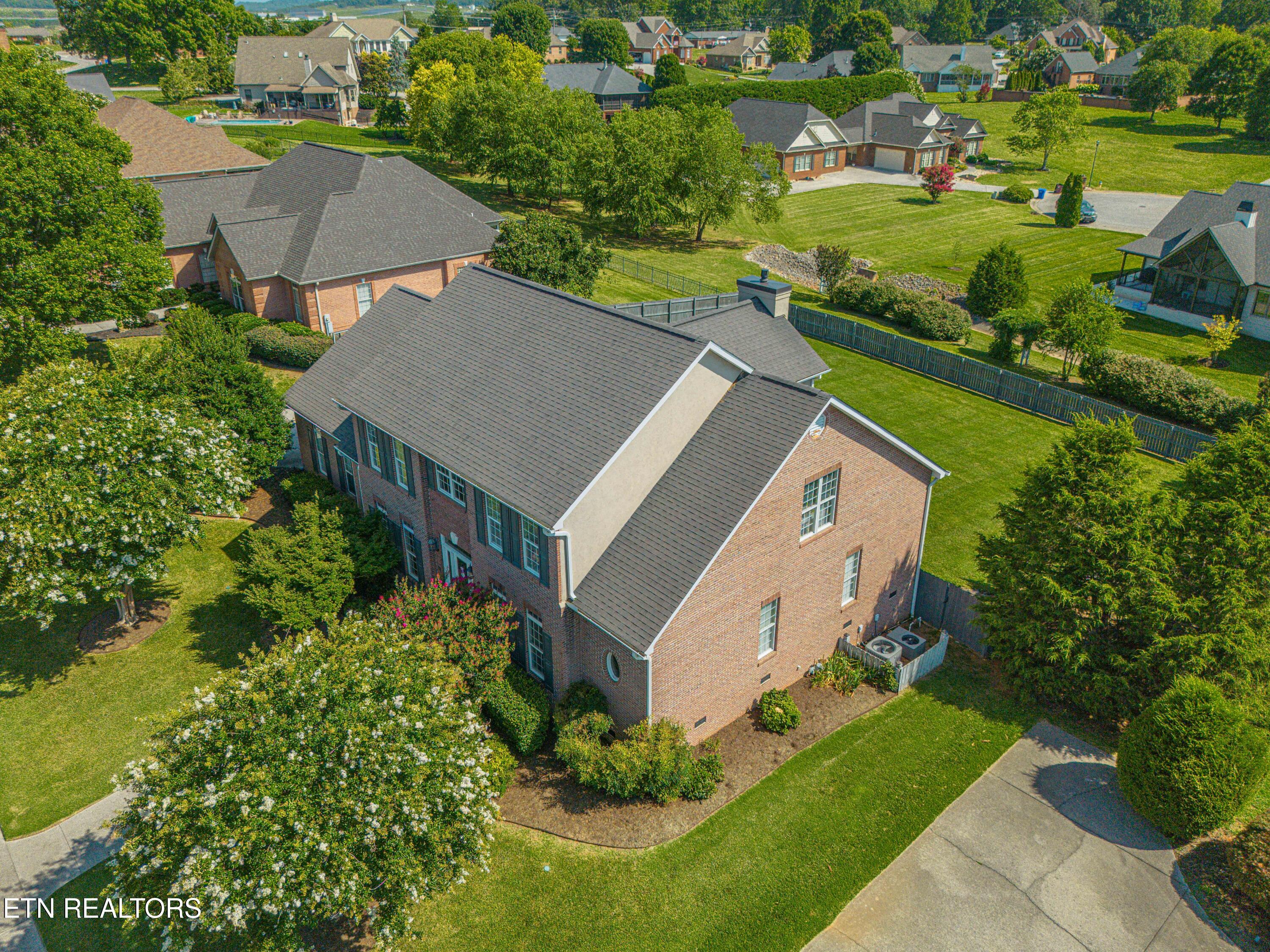 1652 Saint Ives Boulevard Alcoa TN 37701