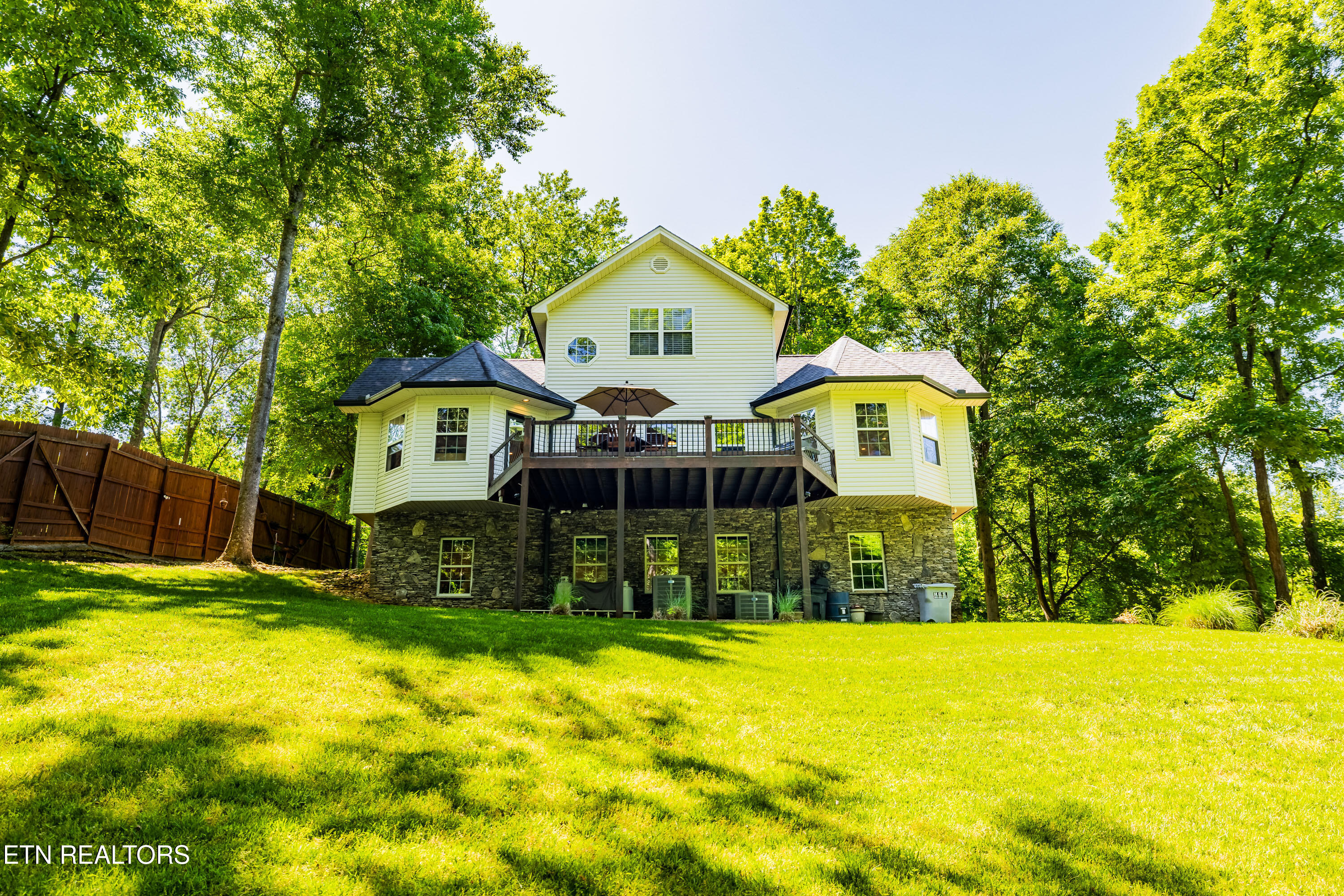 4323 Deer Run Drive Louisville TN 37777