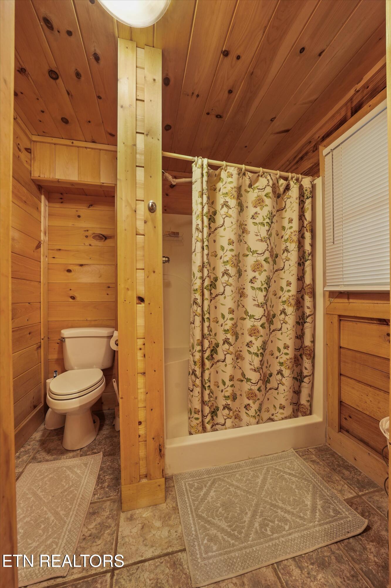 813 Steer Creek Road Tellico Plains TN 37385