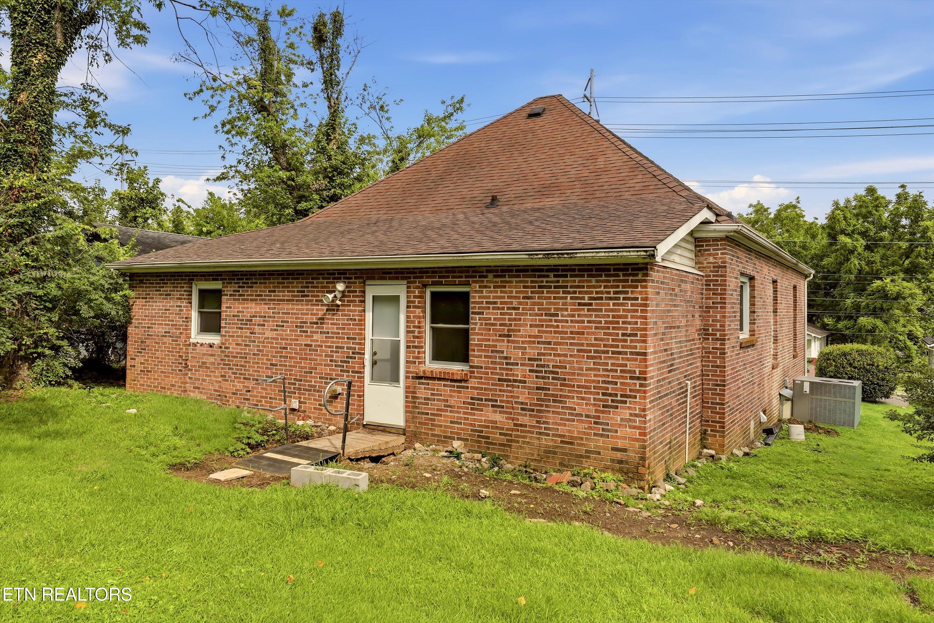 3910 Ivy Avenue Knoxville TN 37914