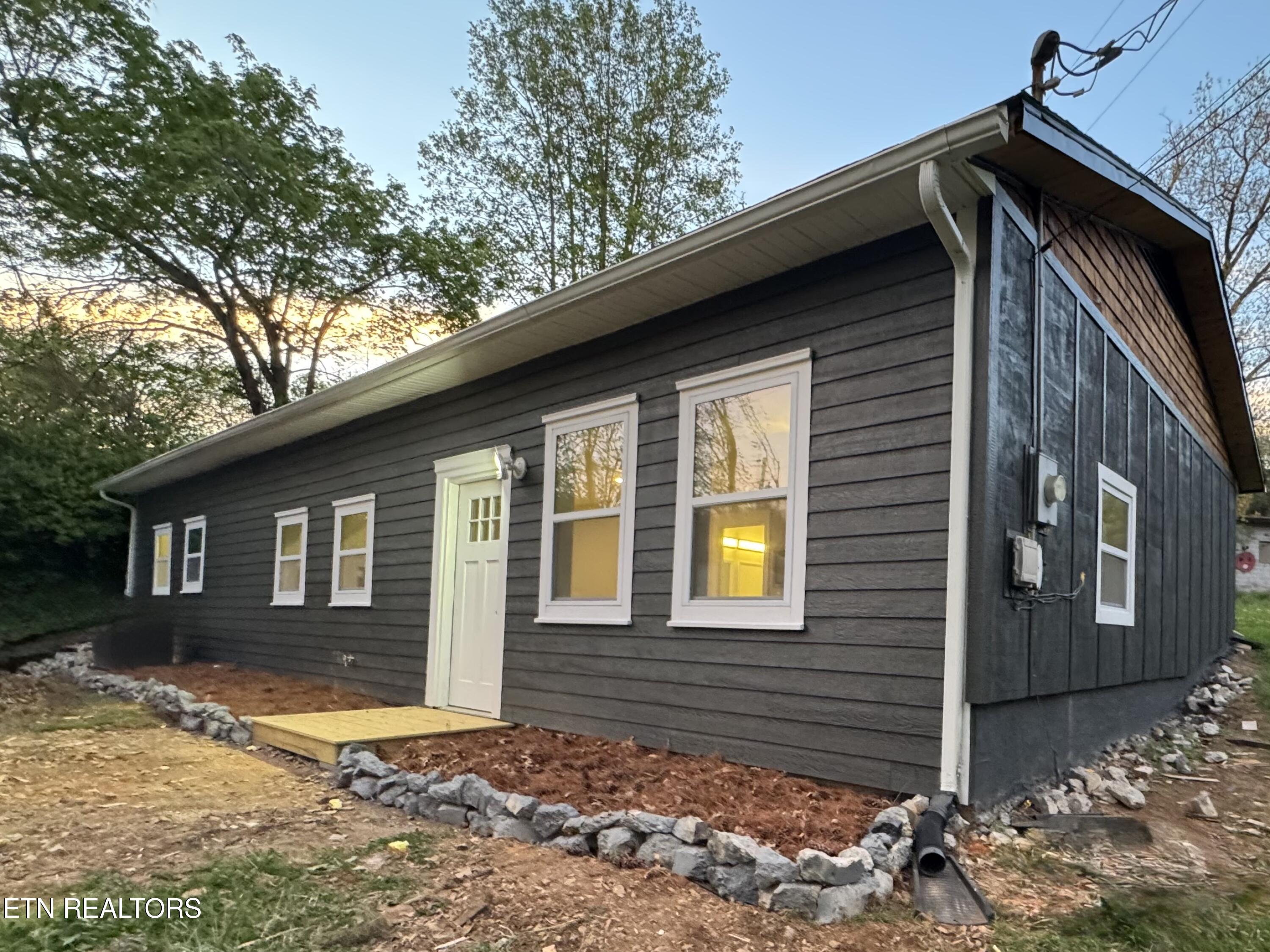 128 Crisp Road Lenoir City TN 37771