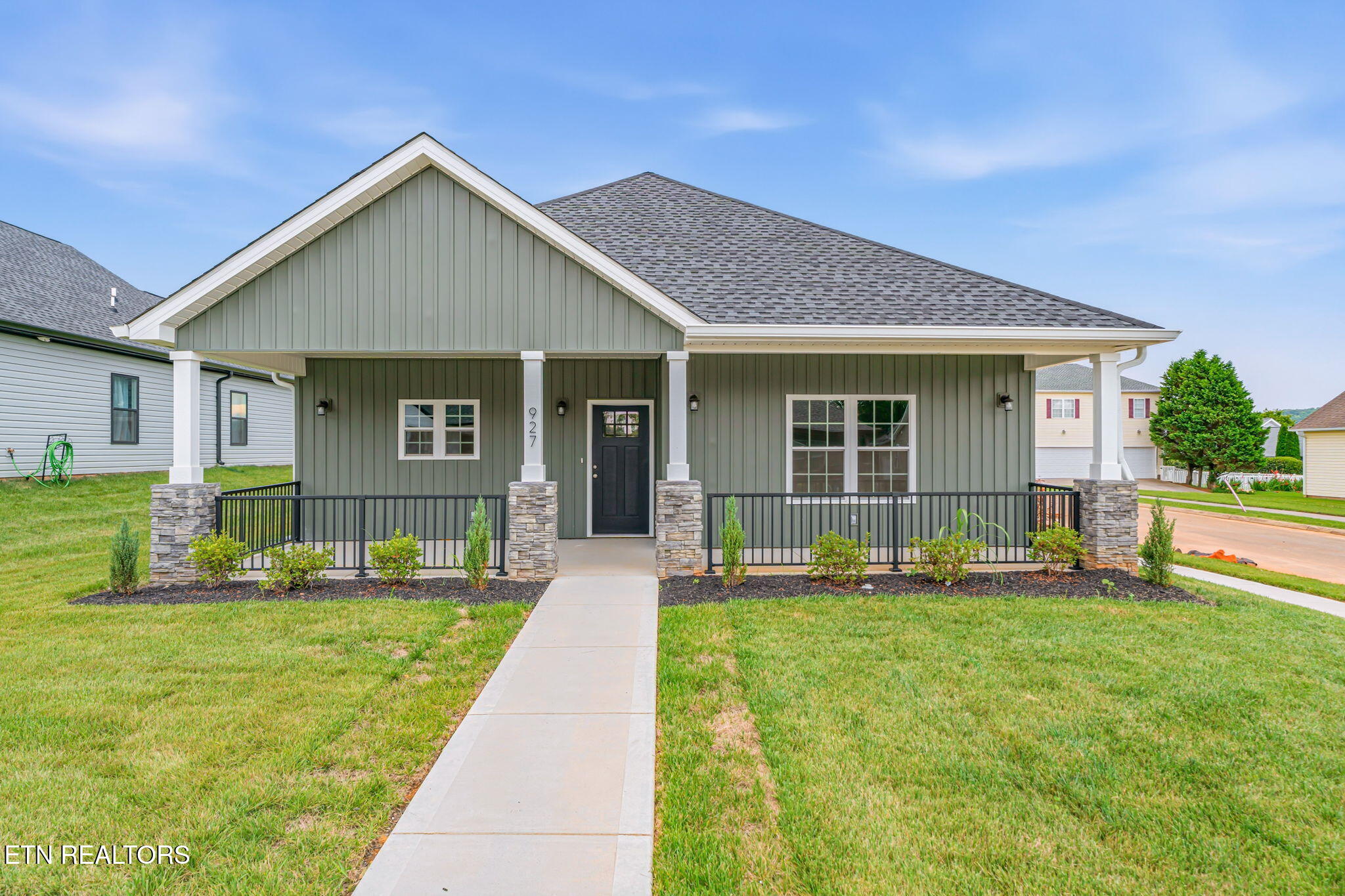 927 Stratford Avenue Sweetwater TN 37874