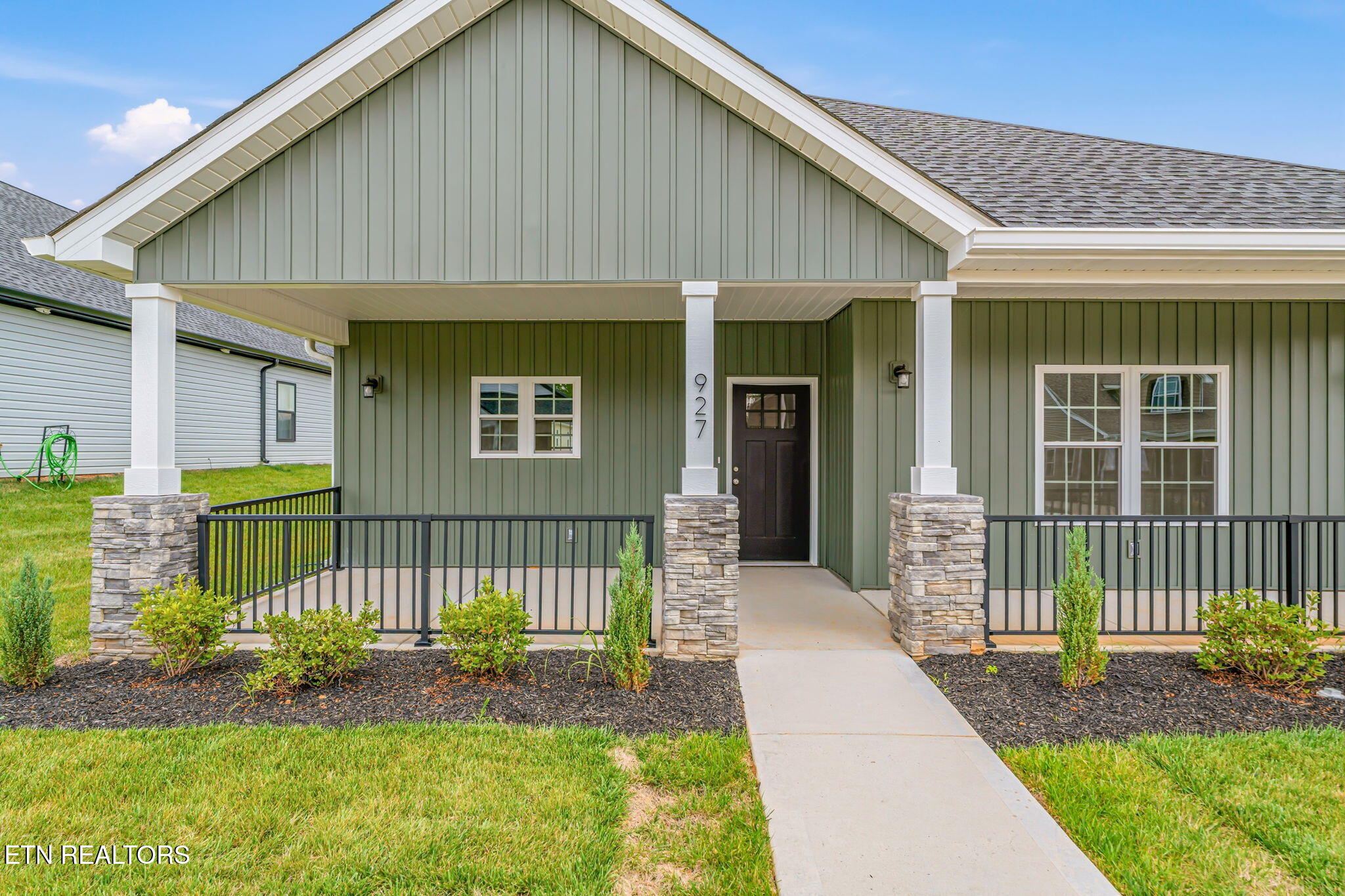 927 Stratford Avenue Sweetwater TN 37874