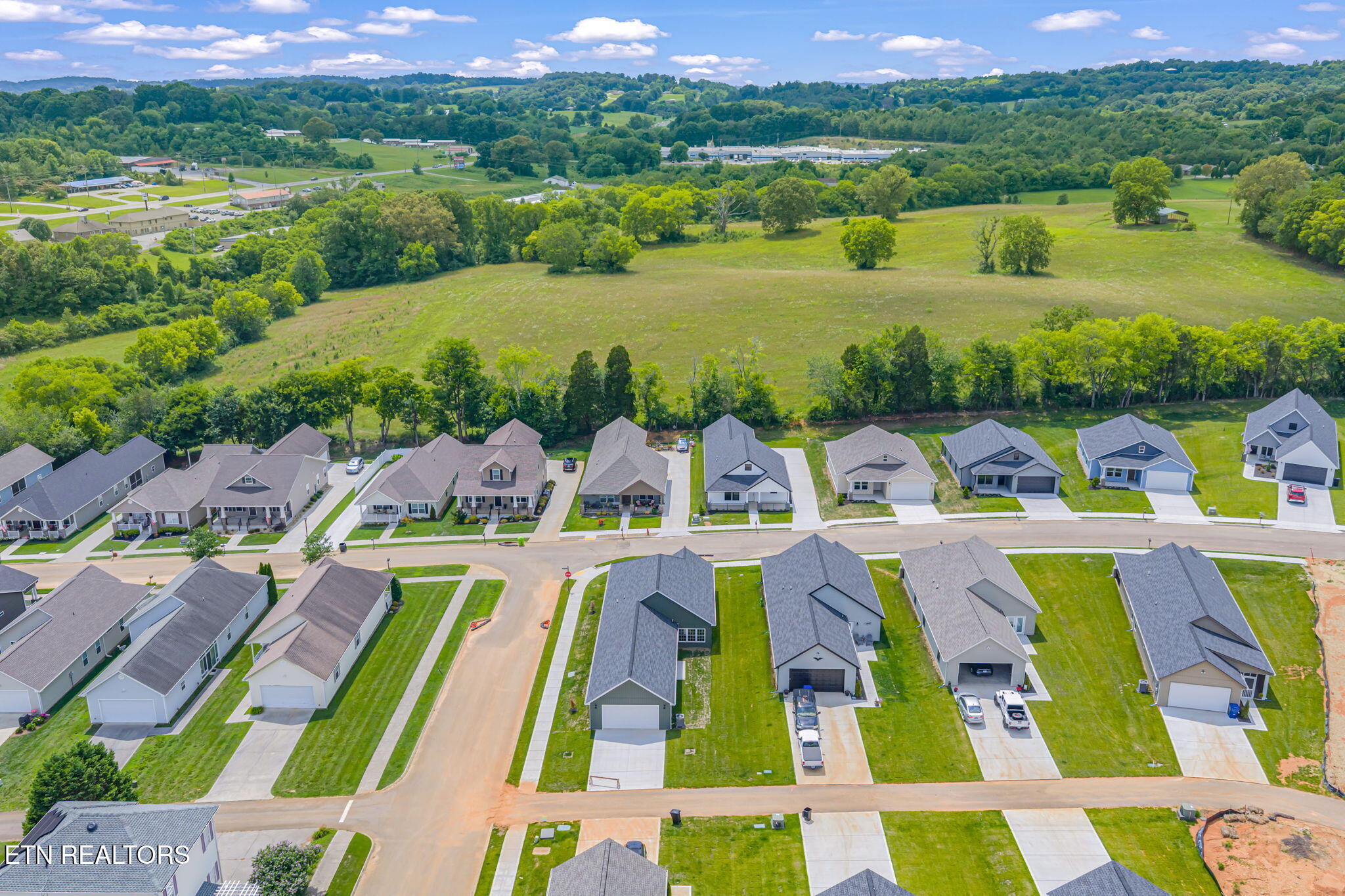927 Stratford Avenue Sweetwater TN 37874