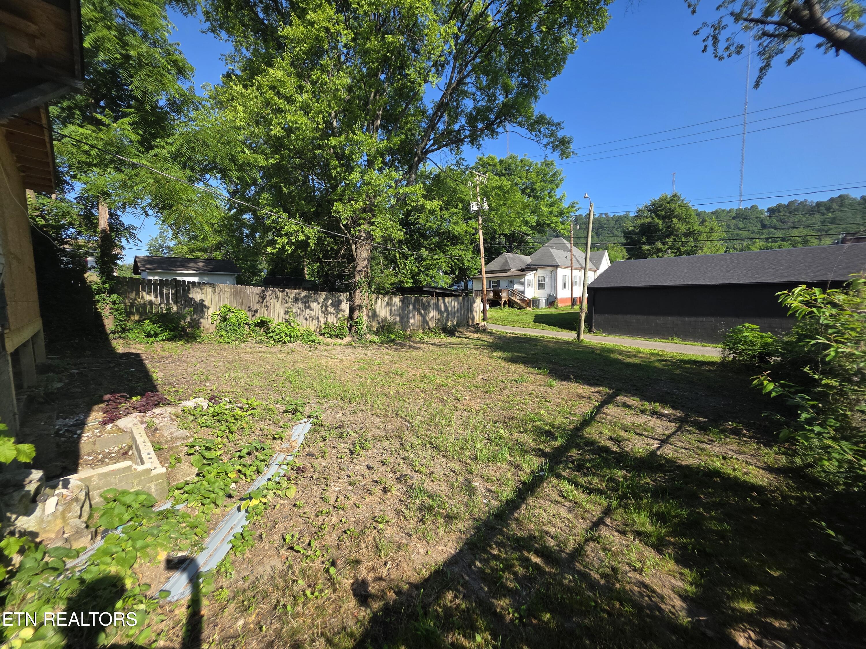 529 Cedar Avenue Knoxville TN 37917