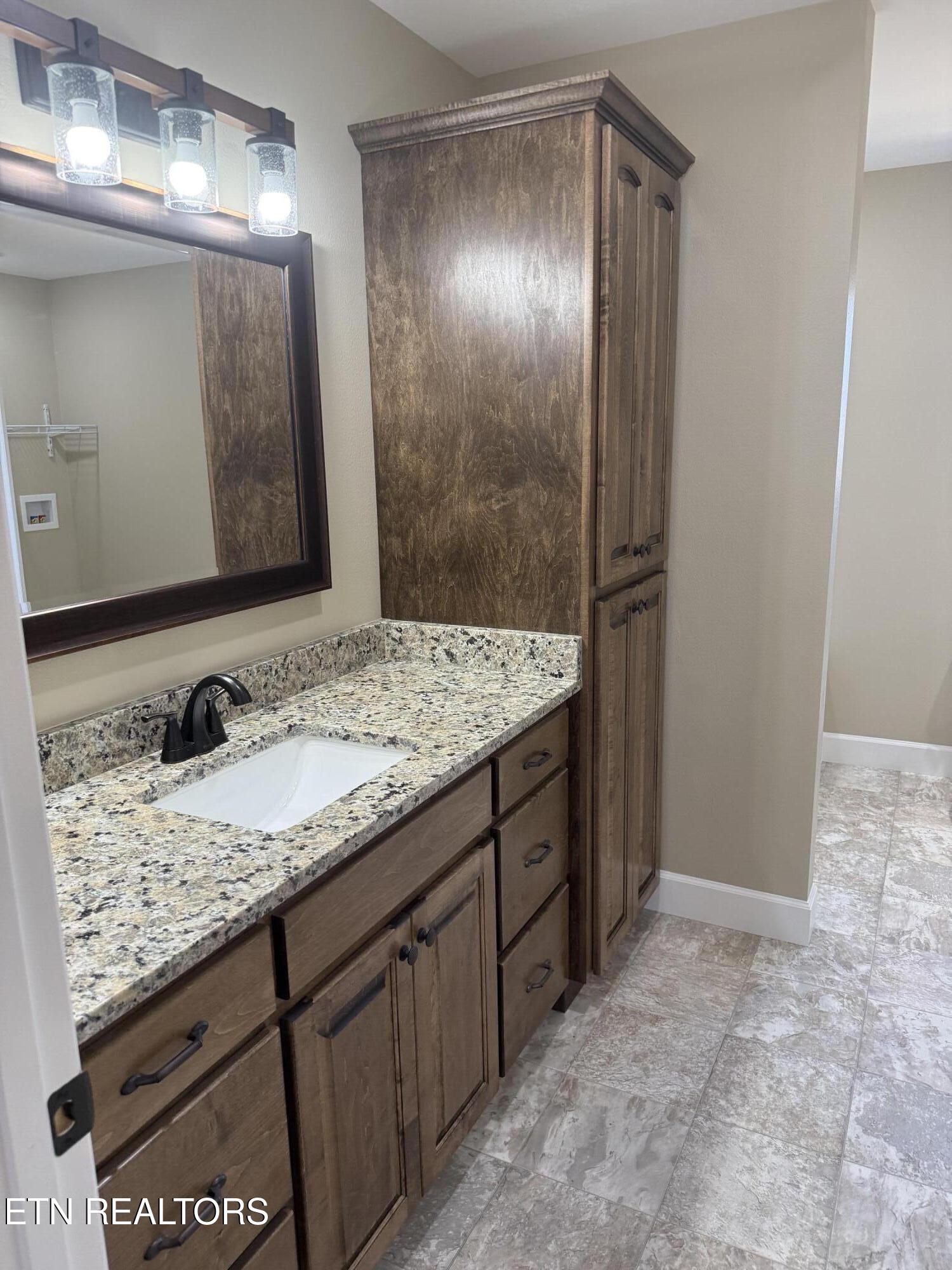 382 Bear Knob Lane Crawford TN 38554