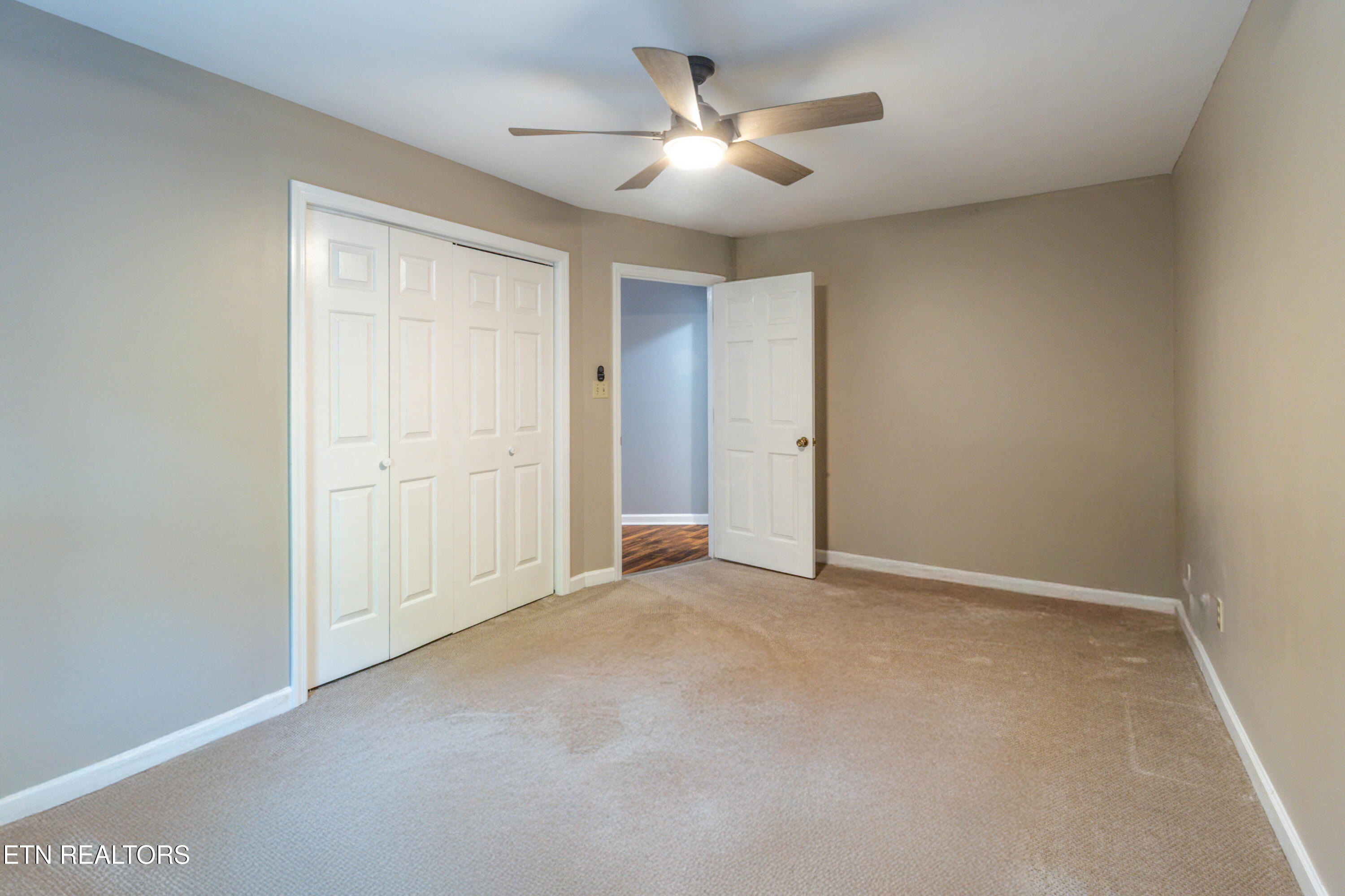 10468 Laura Lee Lane Knoxville TN 37922