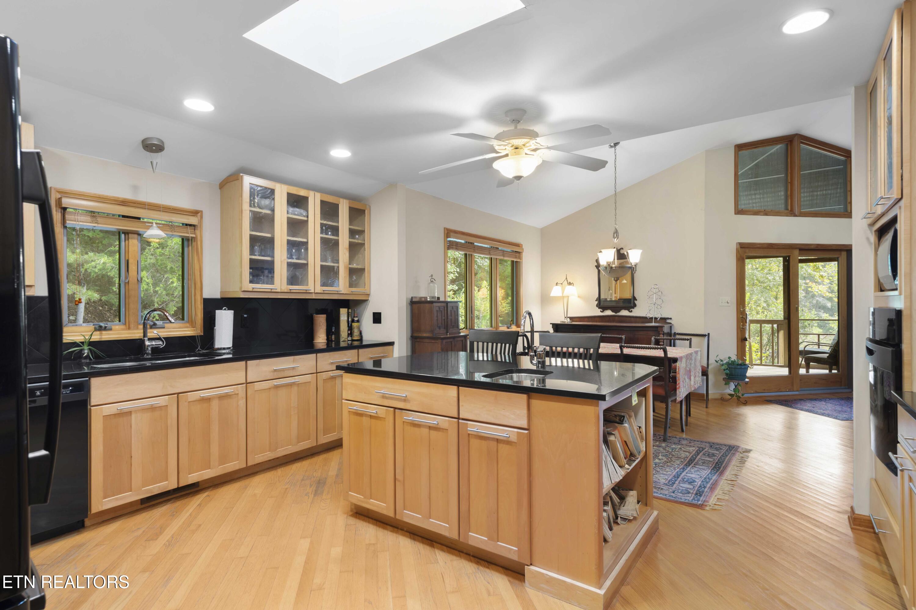 780 Old Emory Road Clinton TN 37716