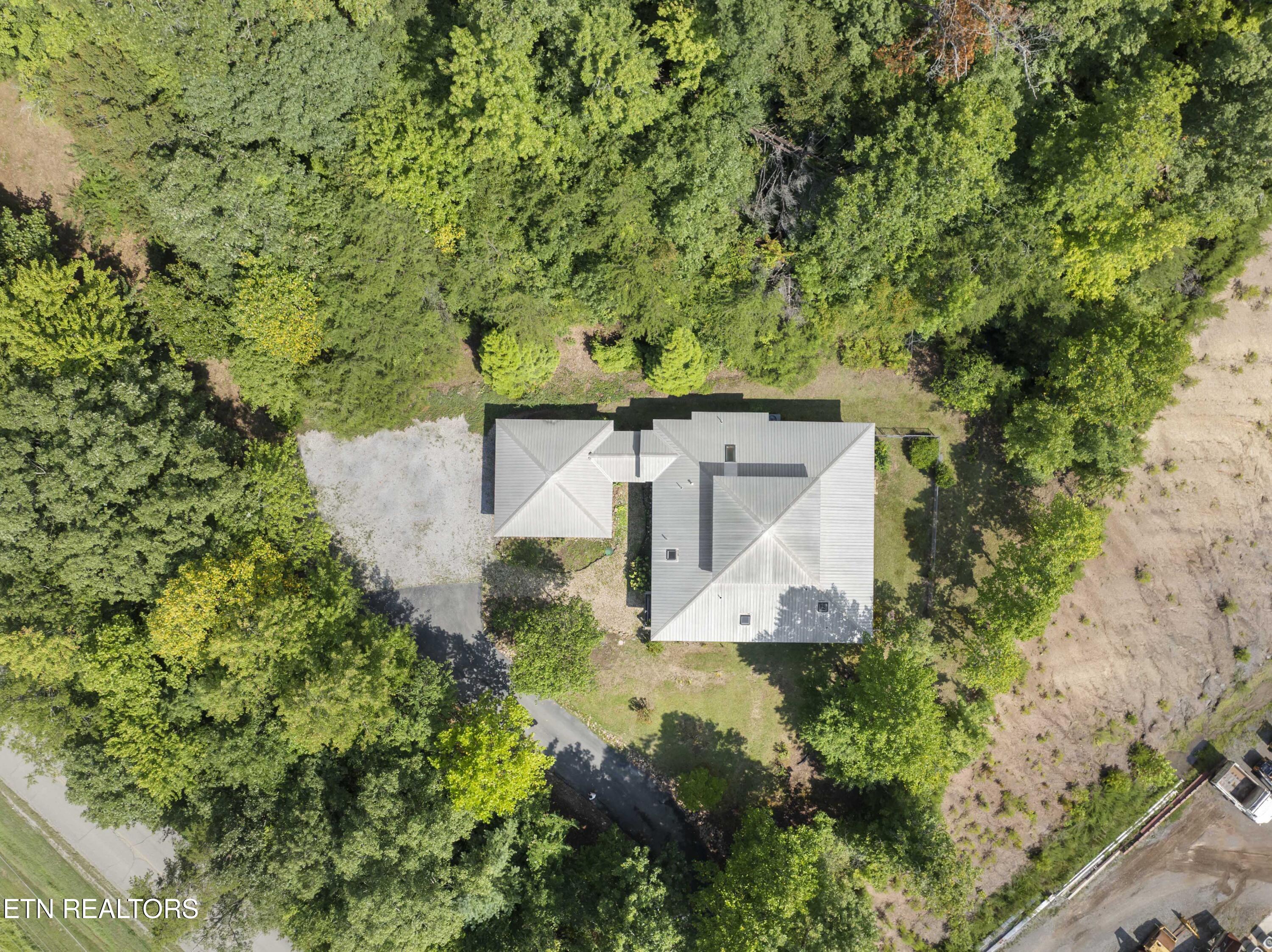 780 Old Emory Road Clinton TN 37716