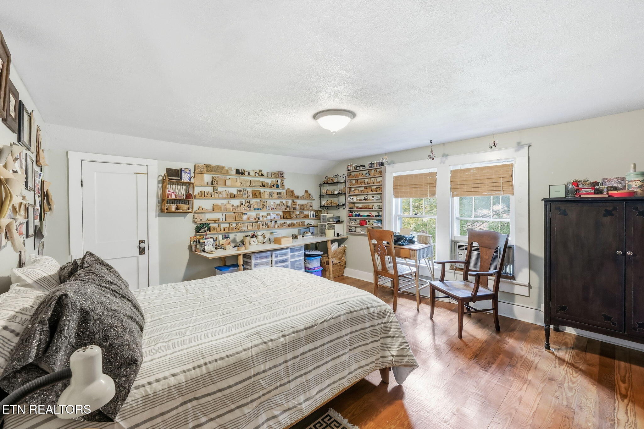 2402 Highland Drive Knoxville TN 37918