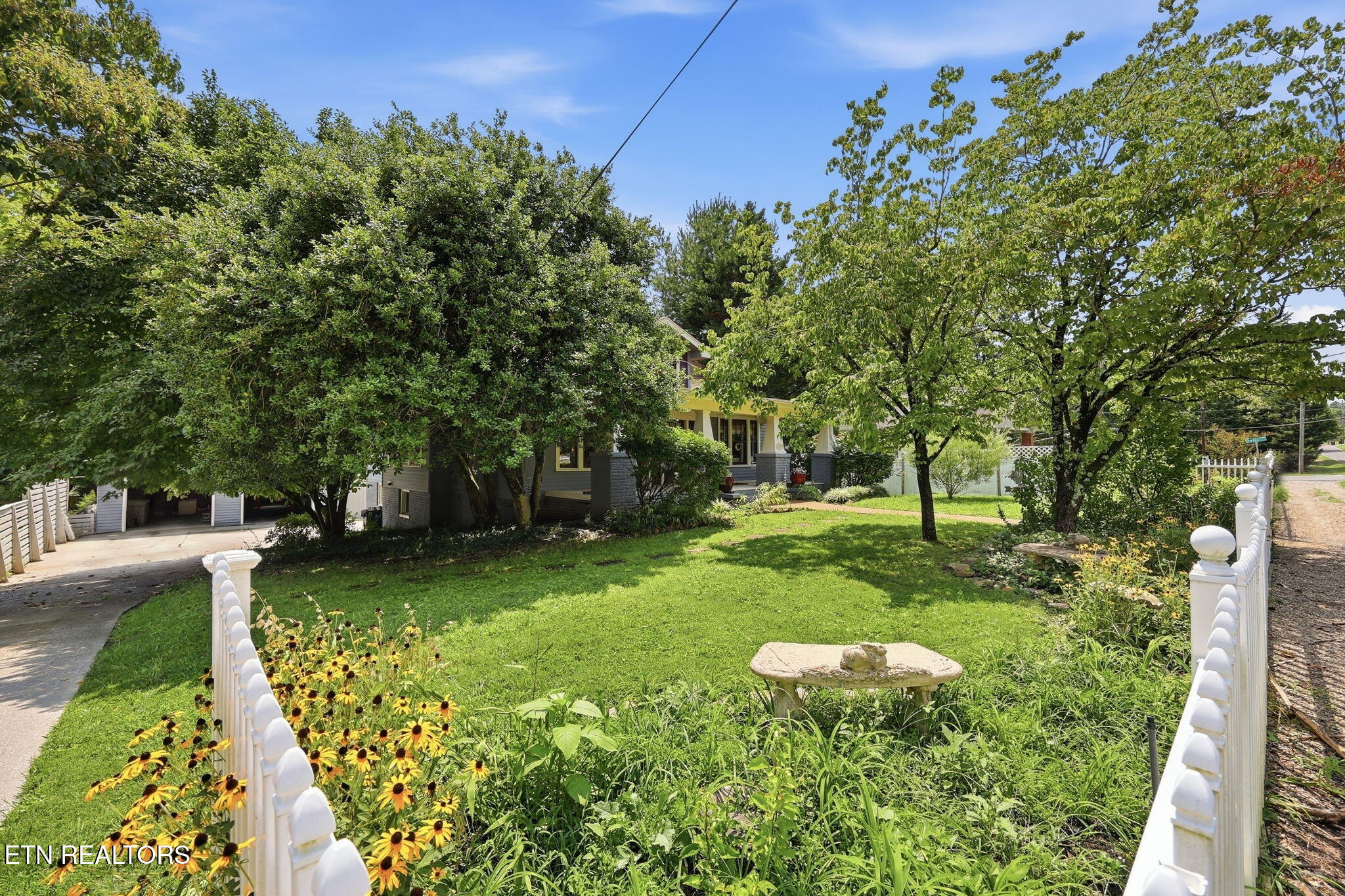2402 Highland Drive Knoxville TN 37918
