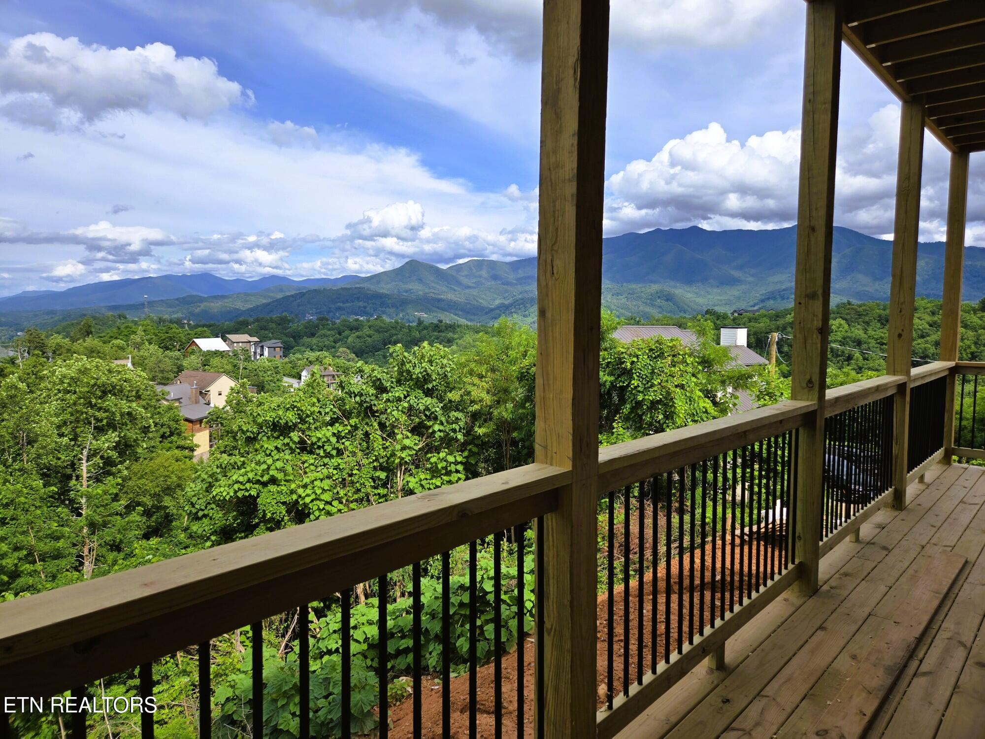 1131 Longview Court Gatlinburg TN 37738