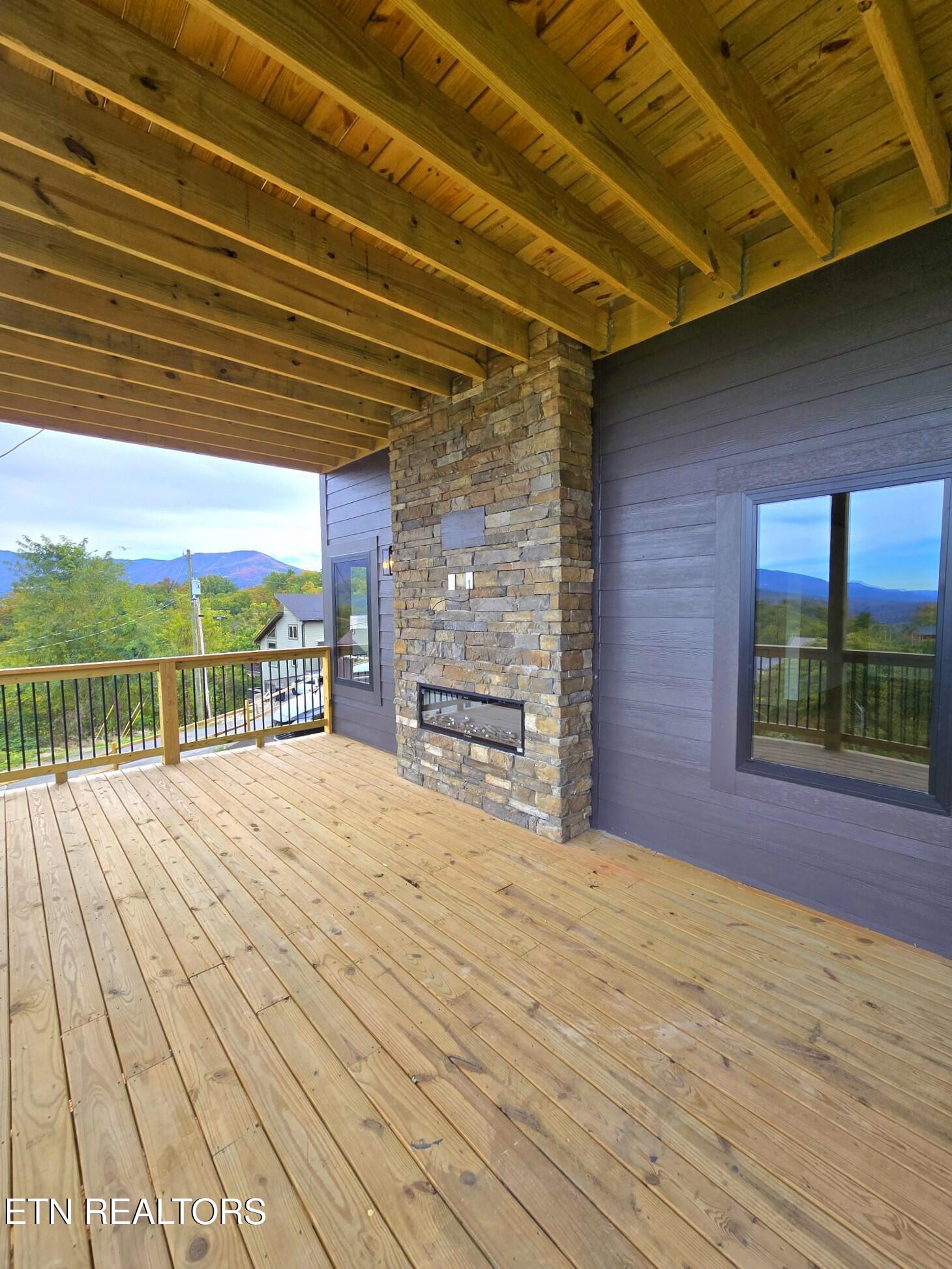 1131 Longview Court Gatlinburg TN 37738