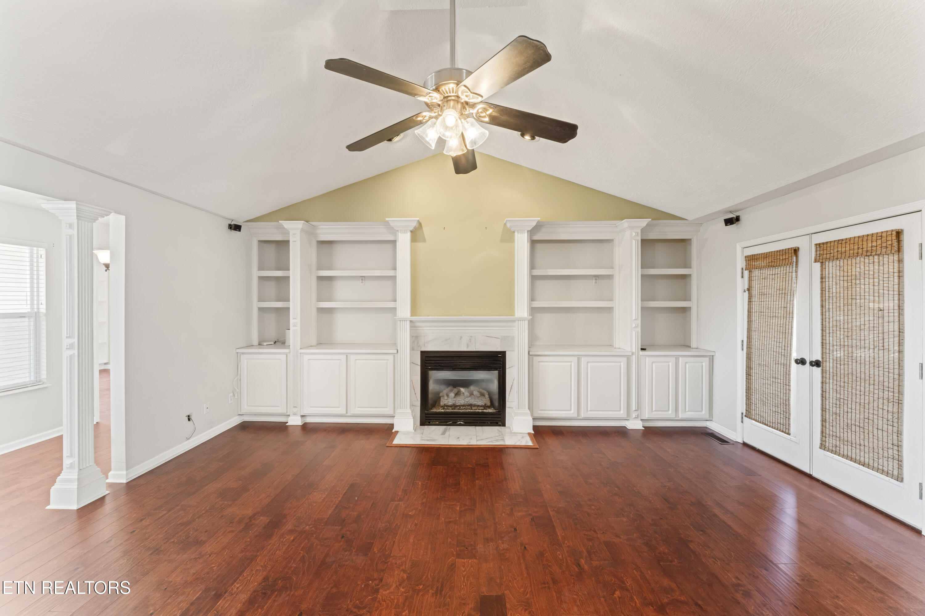 265 Bona Vista Lane Lenoir City TN 37771