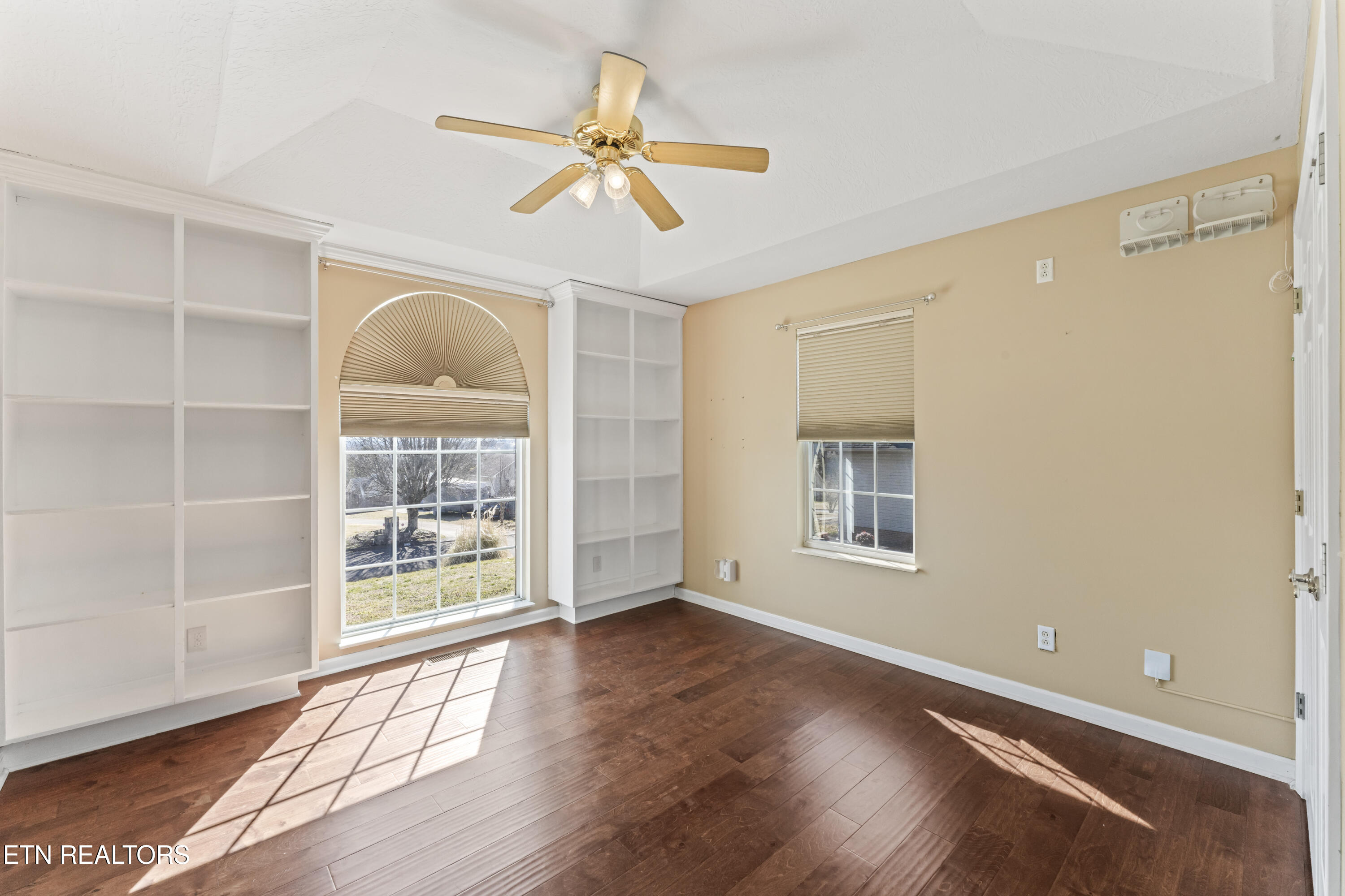 265 Bona Vista Lane Lenoir City TN 37771