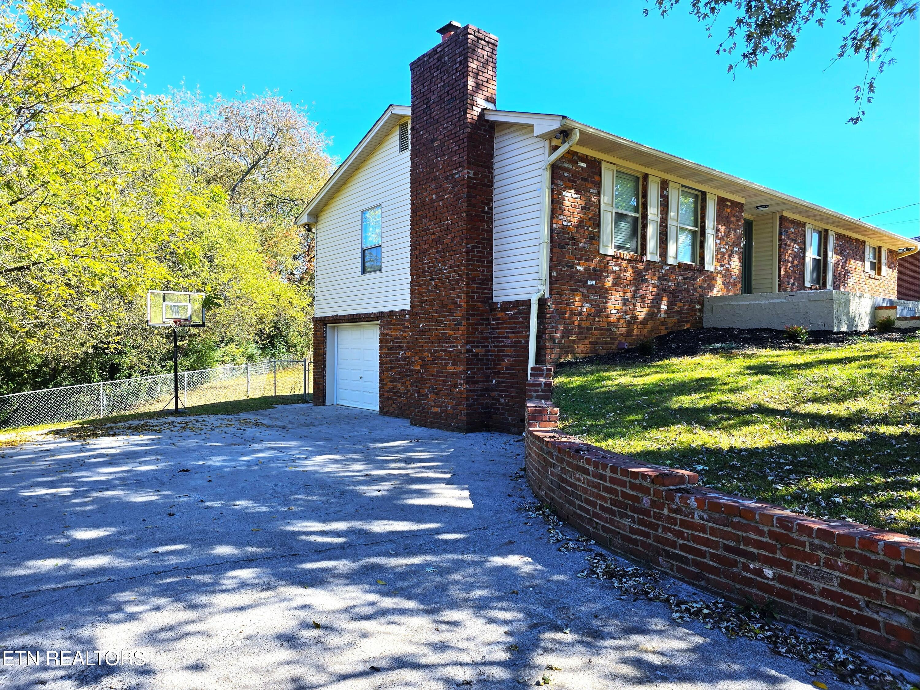 4078 Glenmore Drive Rockford TN 37853