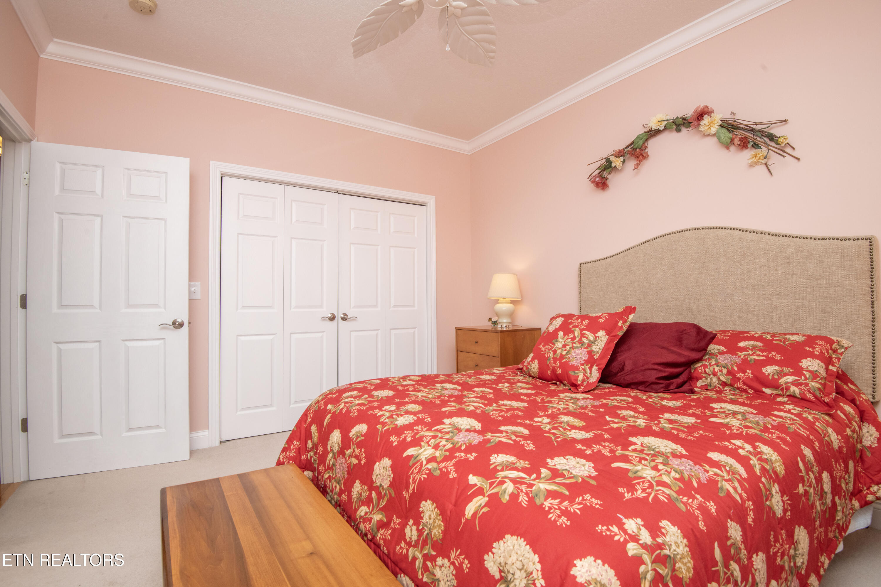 1435 Instrumental Avenue Sevierville TN 37876
