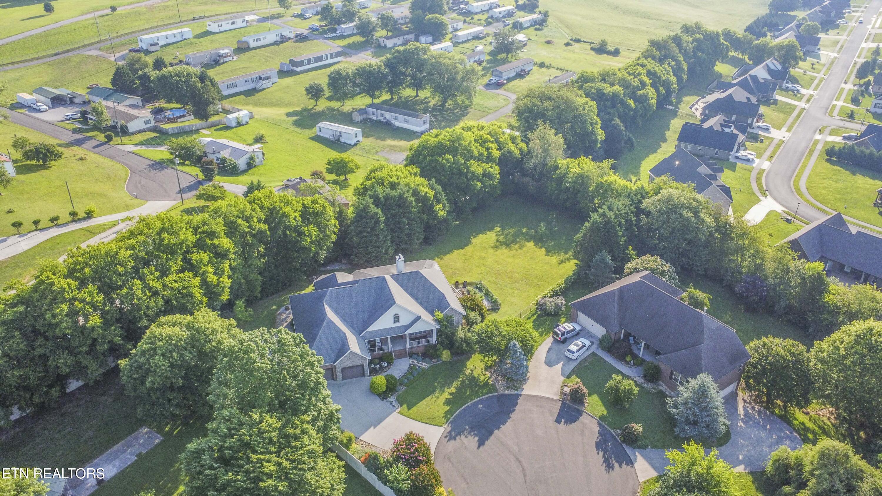 1435 Instrumental Avenue Sevierville TN 37876