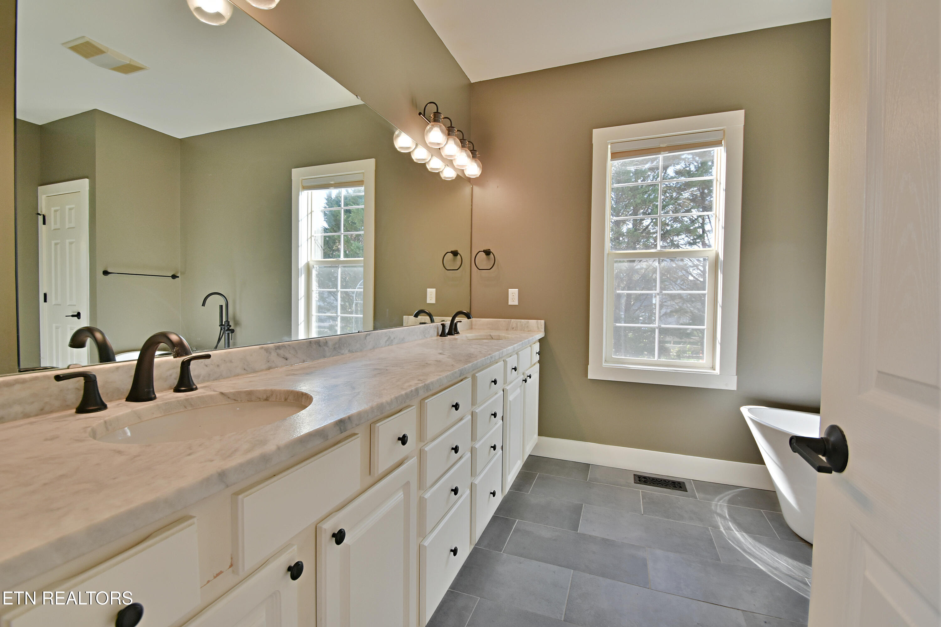 7625 Vista View Lane Knoxville TN 37924