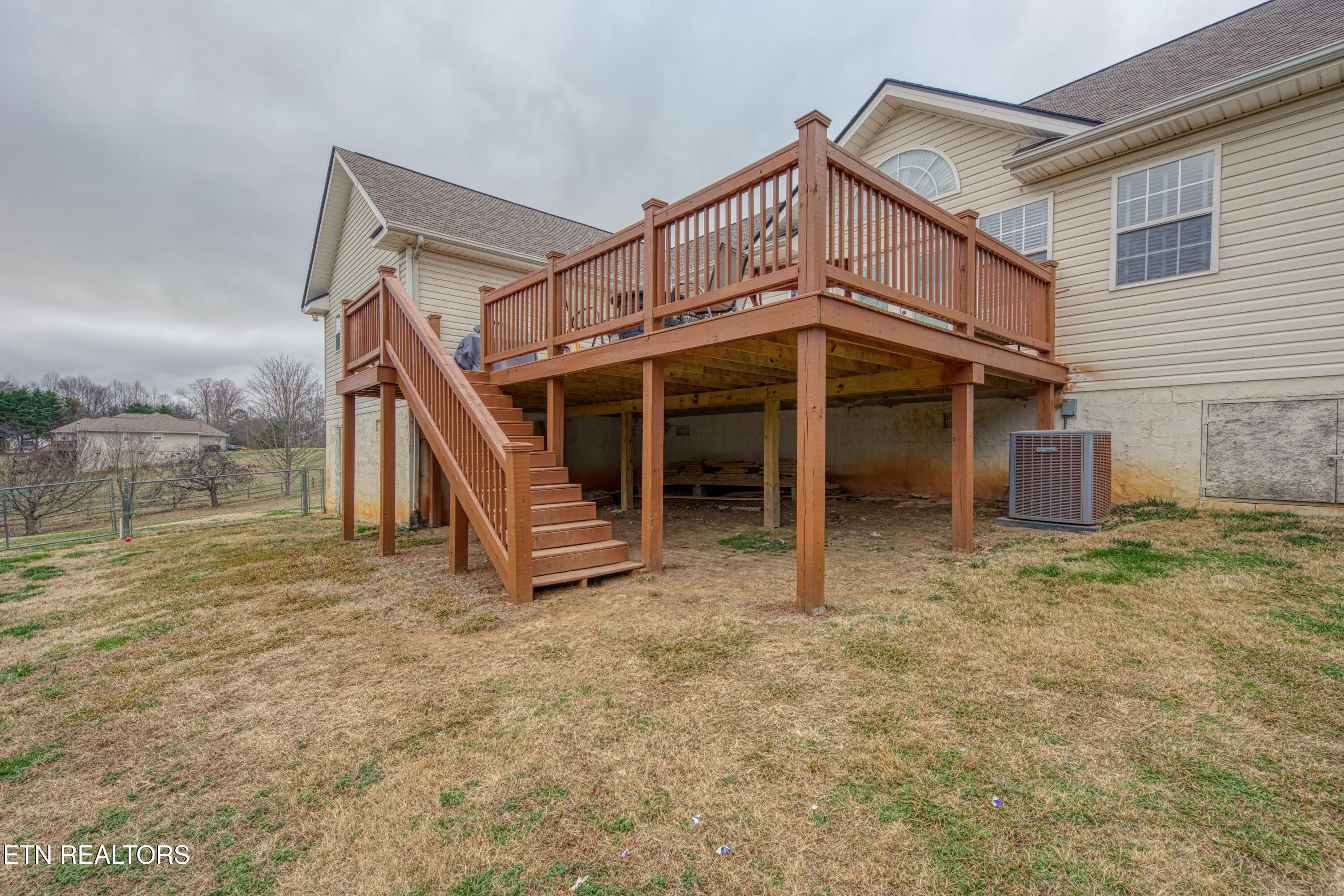 121 Uphill Drive Madisonville TN 37354